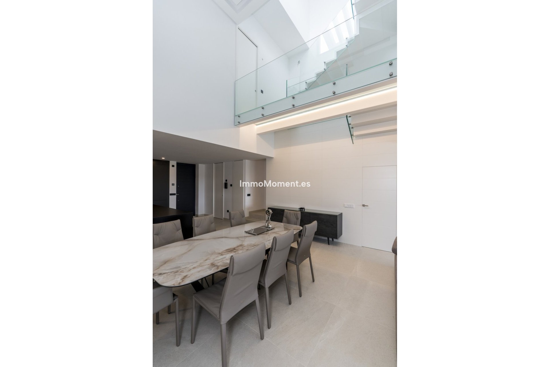 Resale - Detached villa - Estepona - Estepona Centro