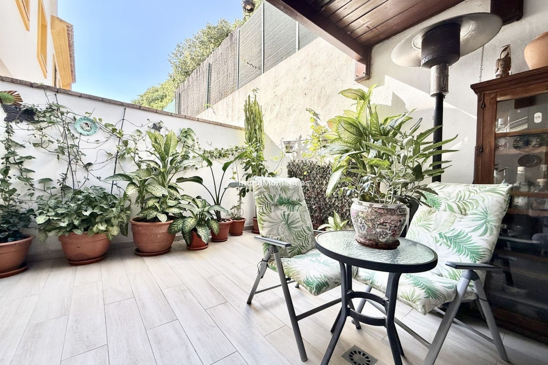 Resale - Detached villa - Estepona - Estepona Centro