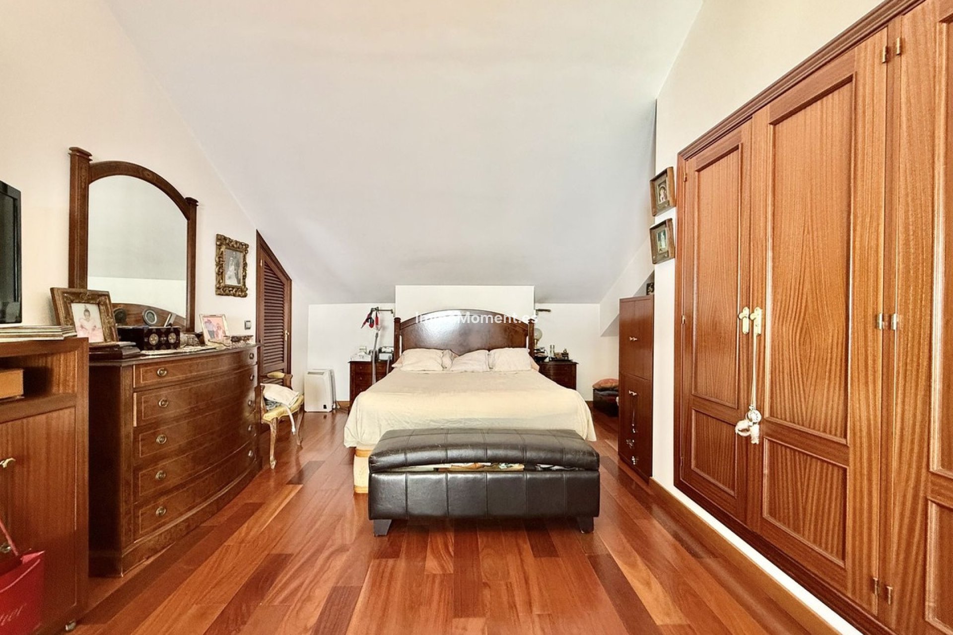 Resale - Detached villa - Estepona - Estepona Centro