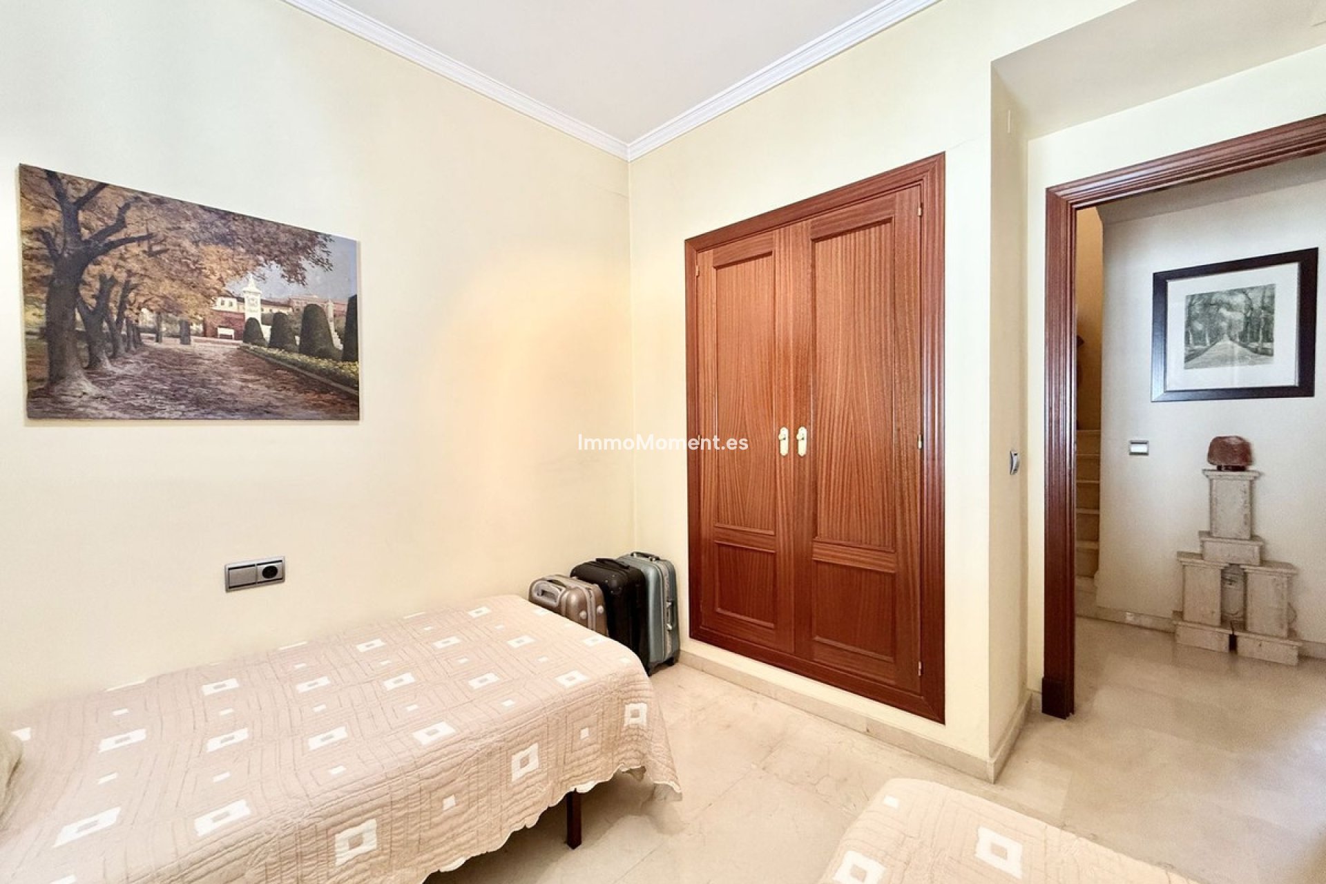 Resale - Detached villa - Estepona - Estepona Centro