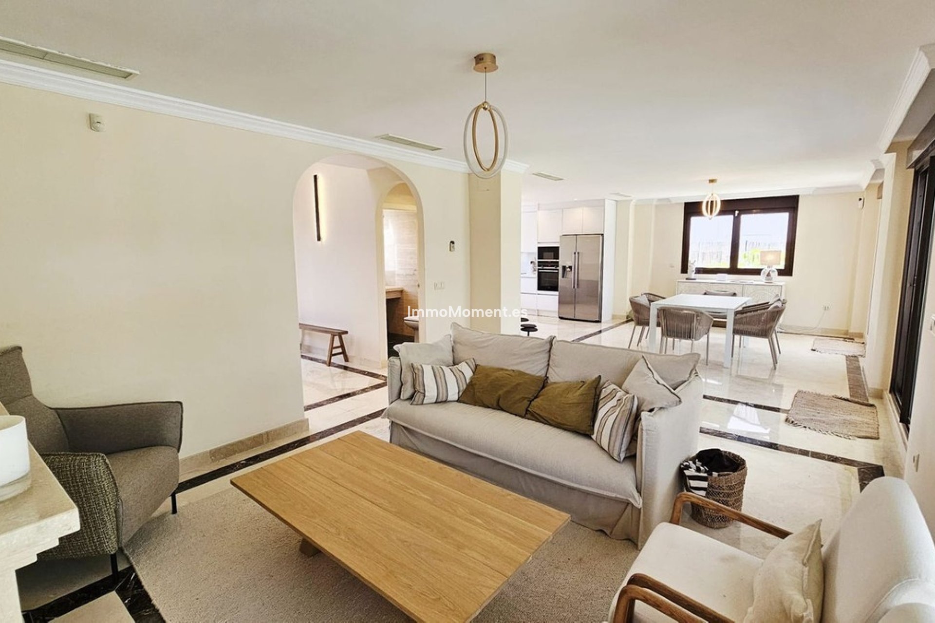 Resale - Detached villa - Estepona - Estepona Centro