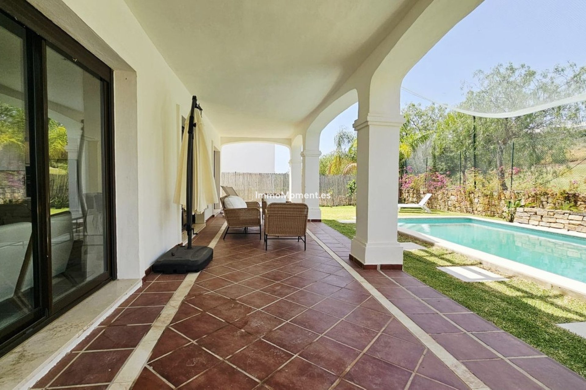 Resale - Detached villa - Estepona - Estepona Centro
