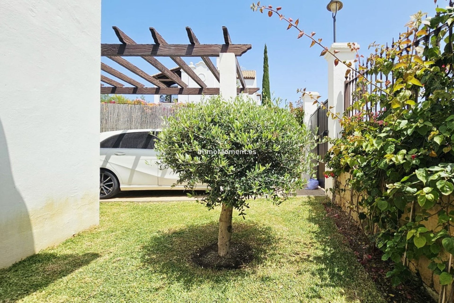Resale - Detached villa - Estepona - Estepona Centro