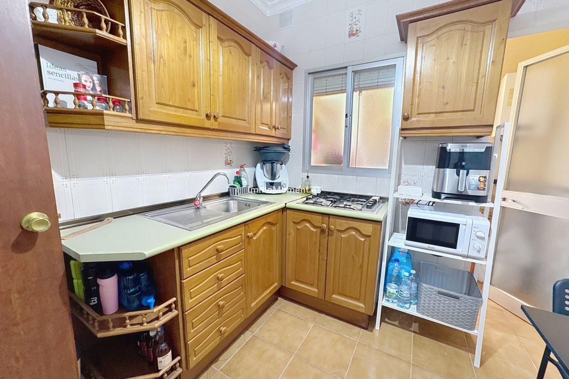 Resale - Detached villa - Estepona - Estepona Centro