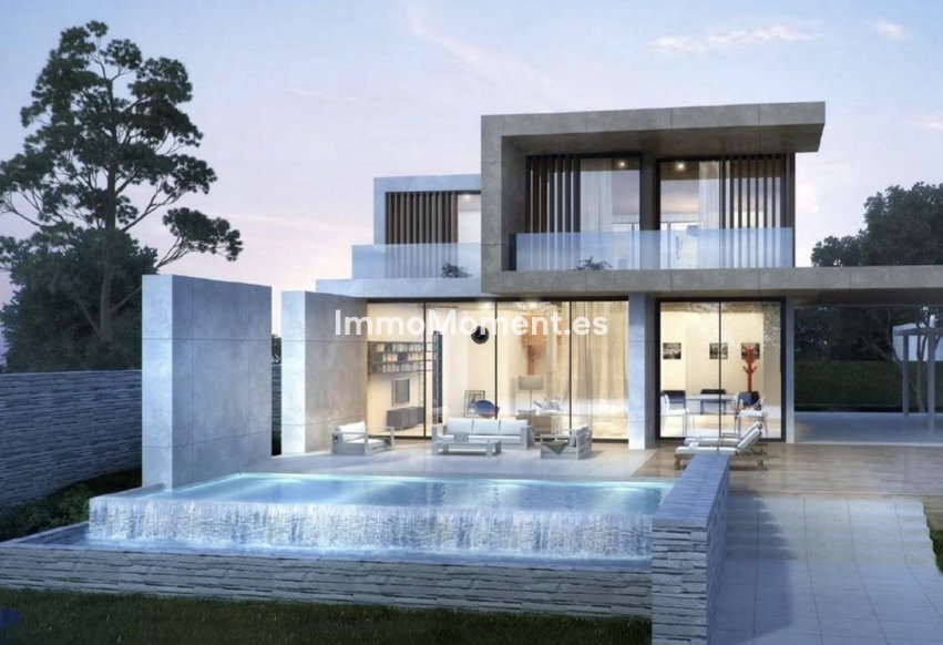 Resale - Detached villa - Estepona - Estepona Centro