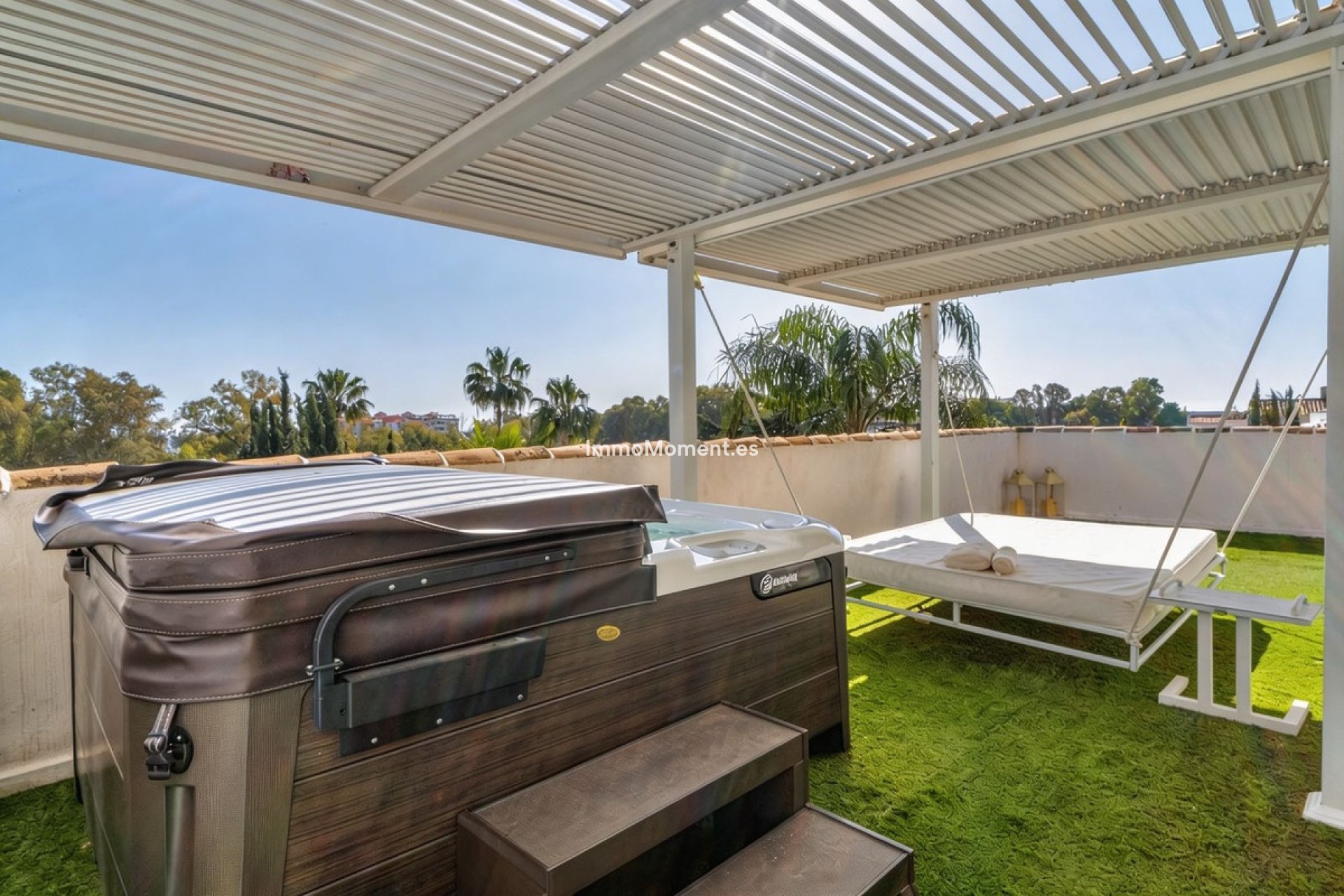 Resale - Detached villa - Estepona - Estepona Centro