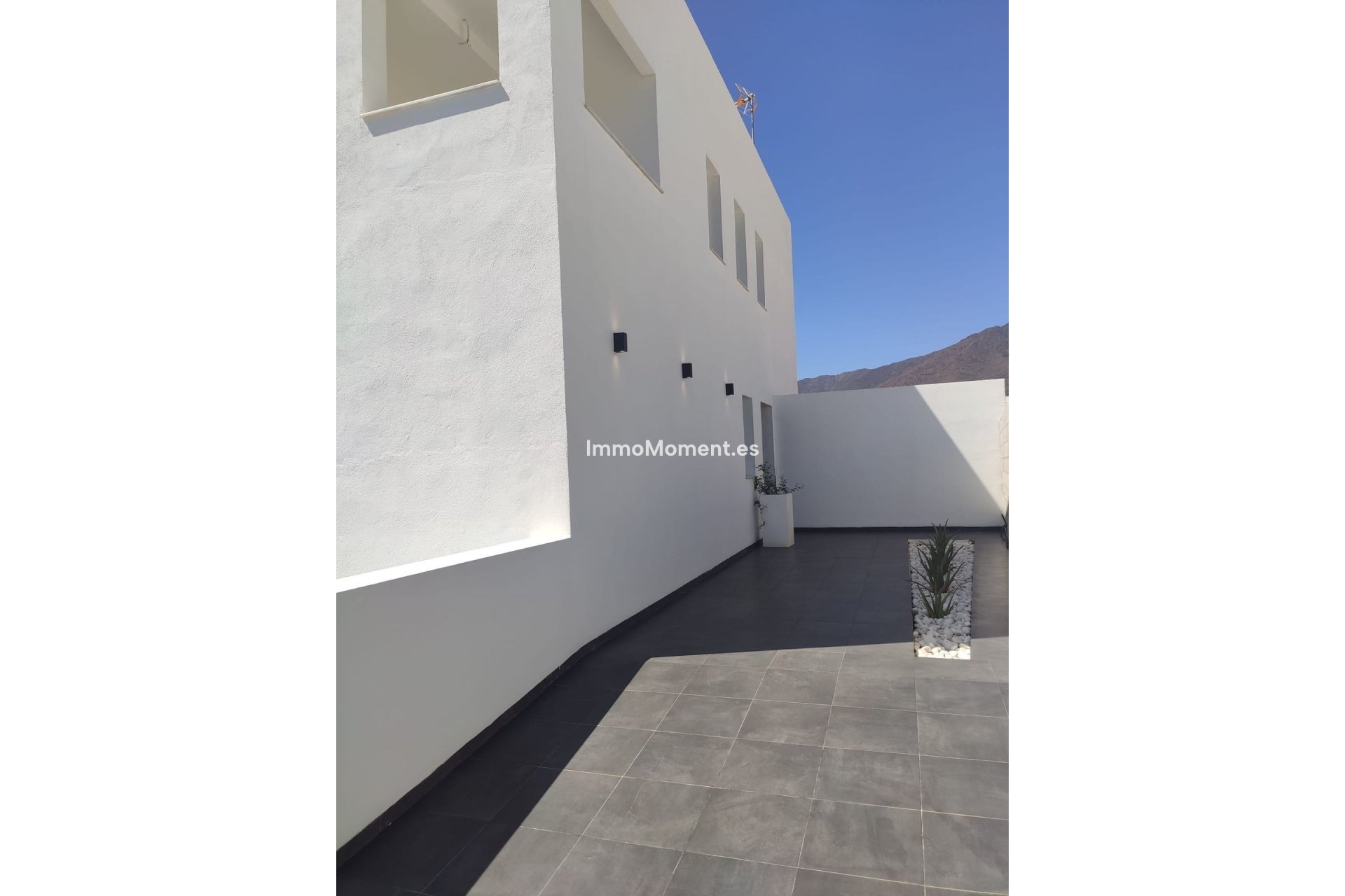 Resale - Detached villa - Estepona - Estepona Centro