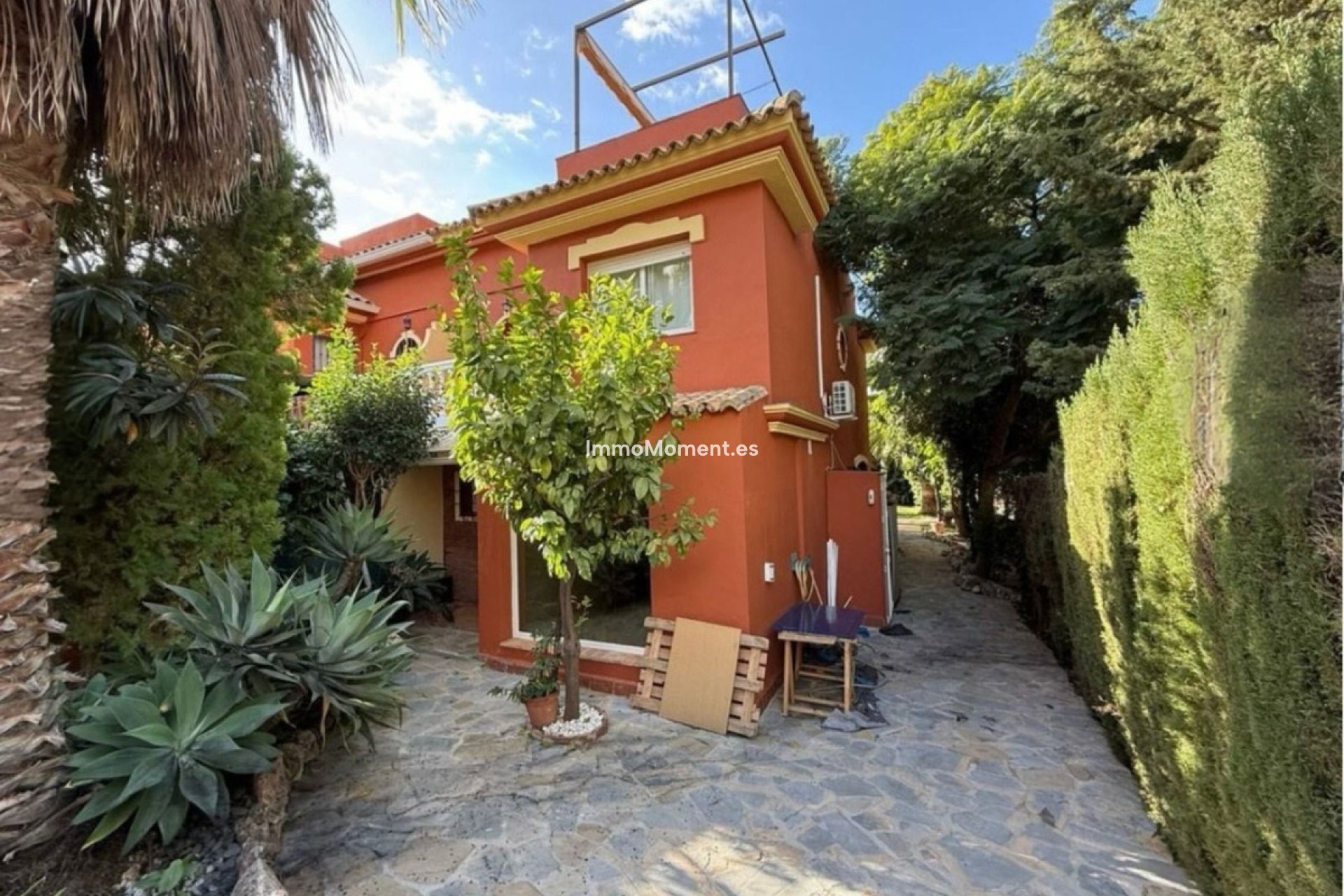 Resale - Detached villa - Estepona - Estepona Centro