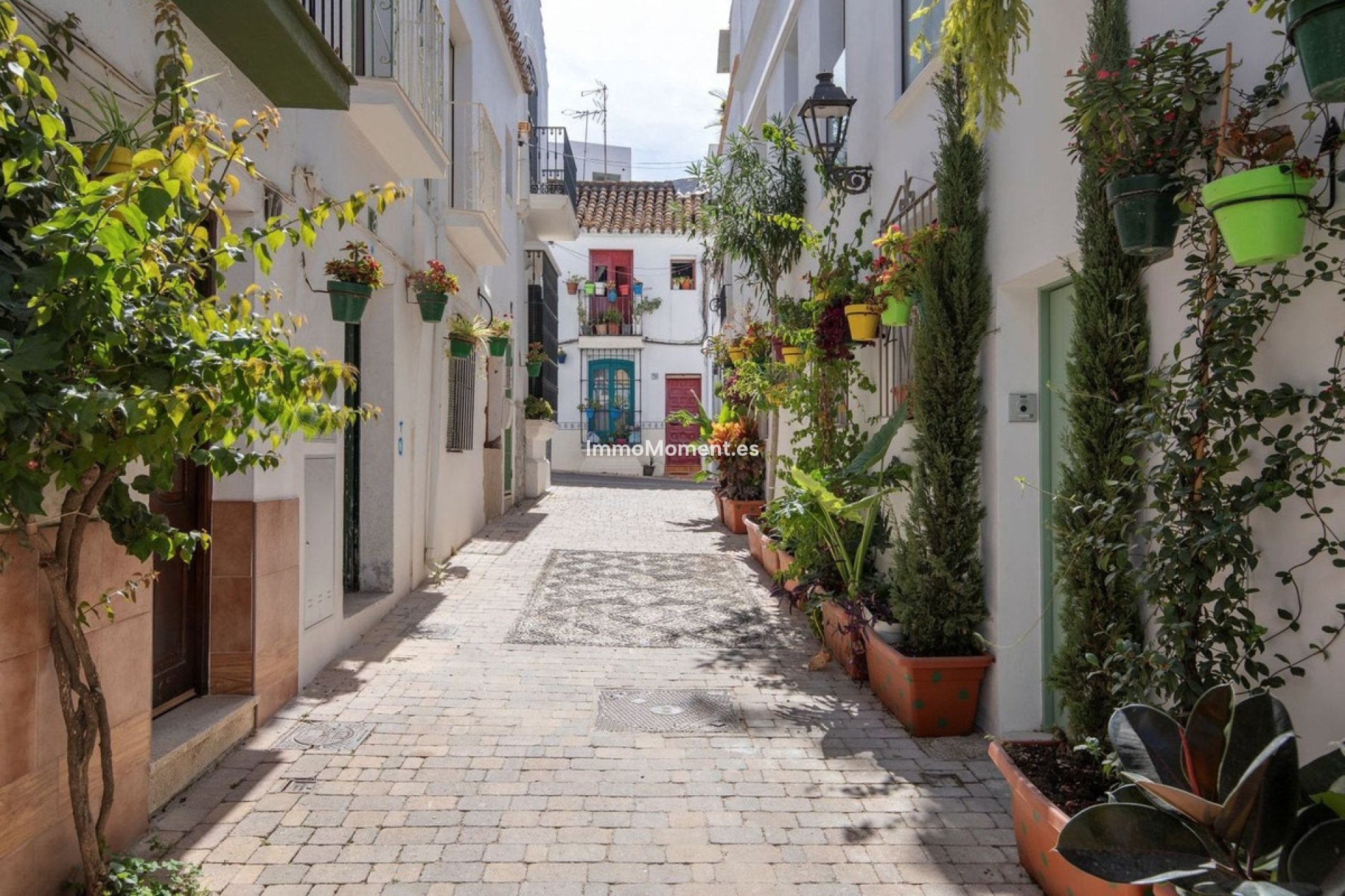Resale - Detached villa - Estepona - Estepona Centro