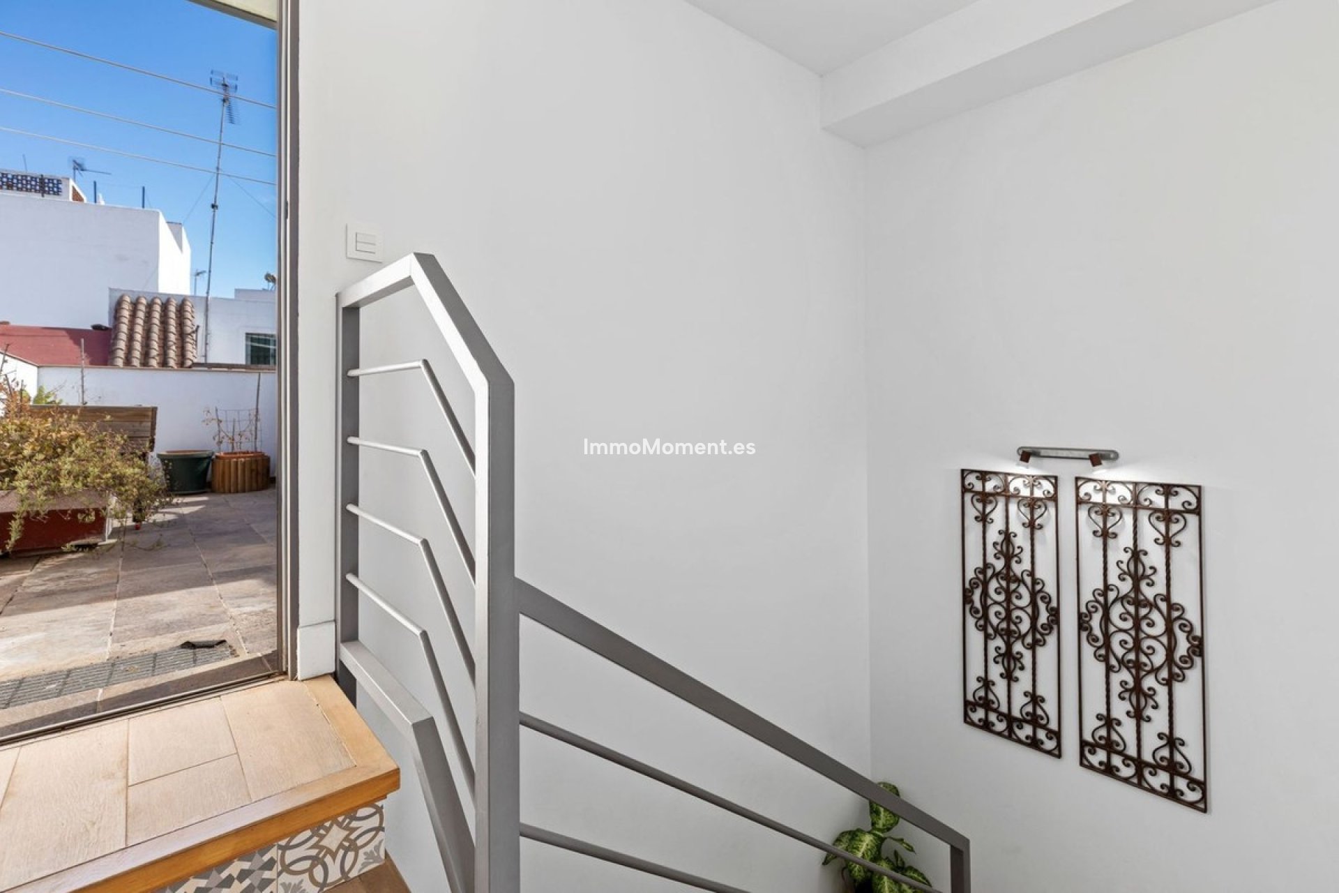 Resale - Detached villa - Estepona - Estepona Centro