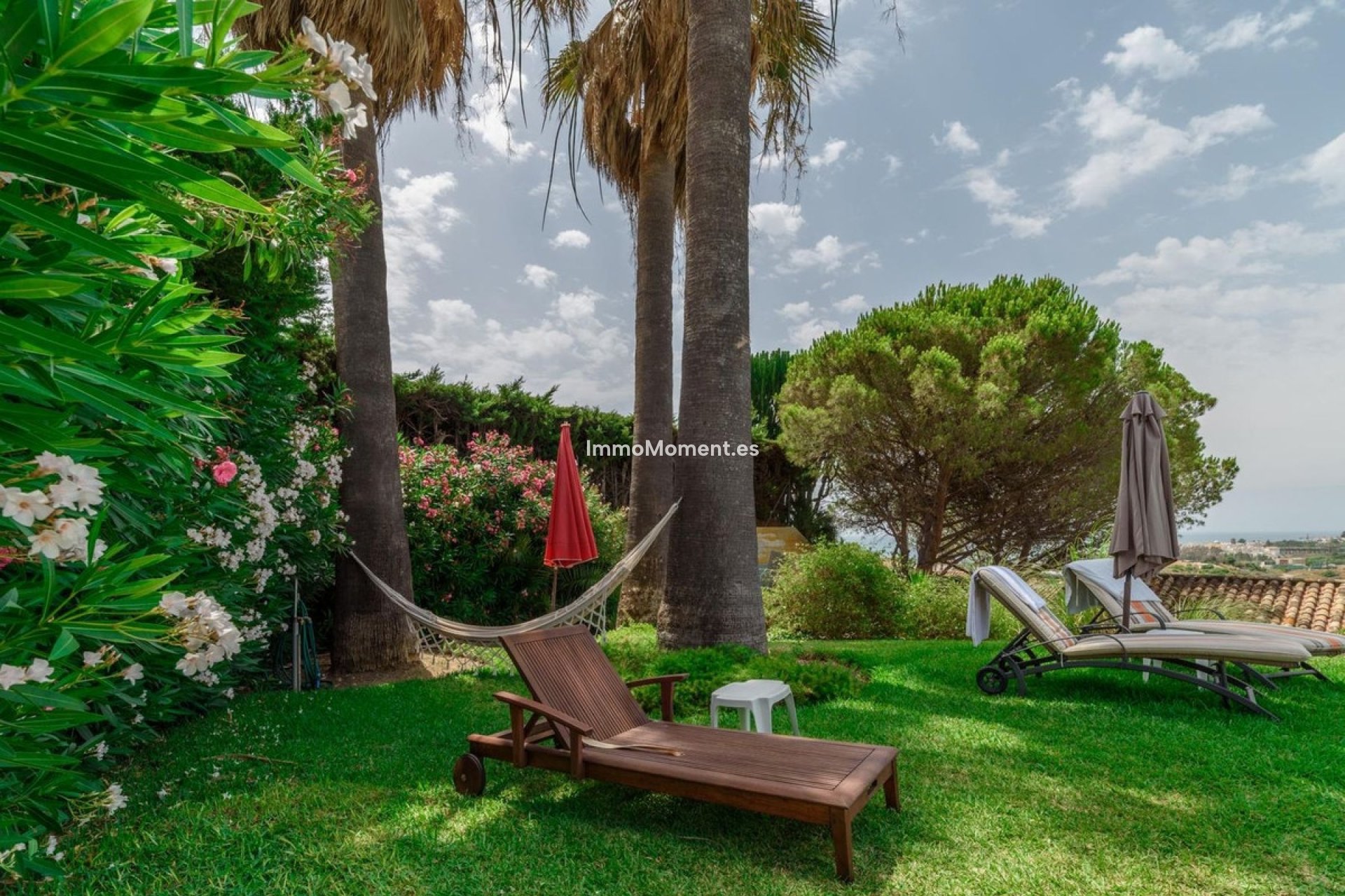Resale - Detached villa - Estepona - Estepona Centro