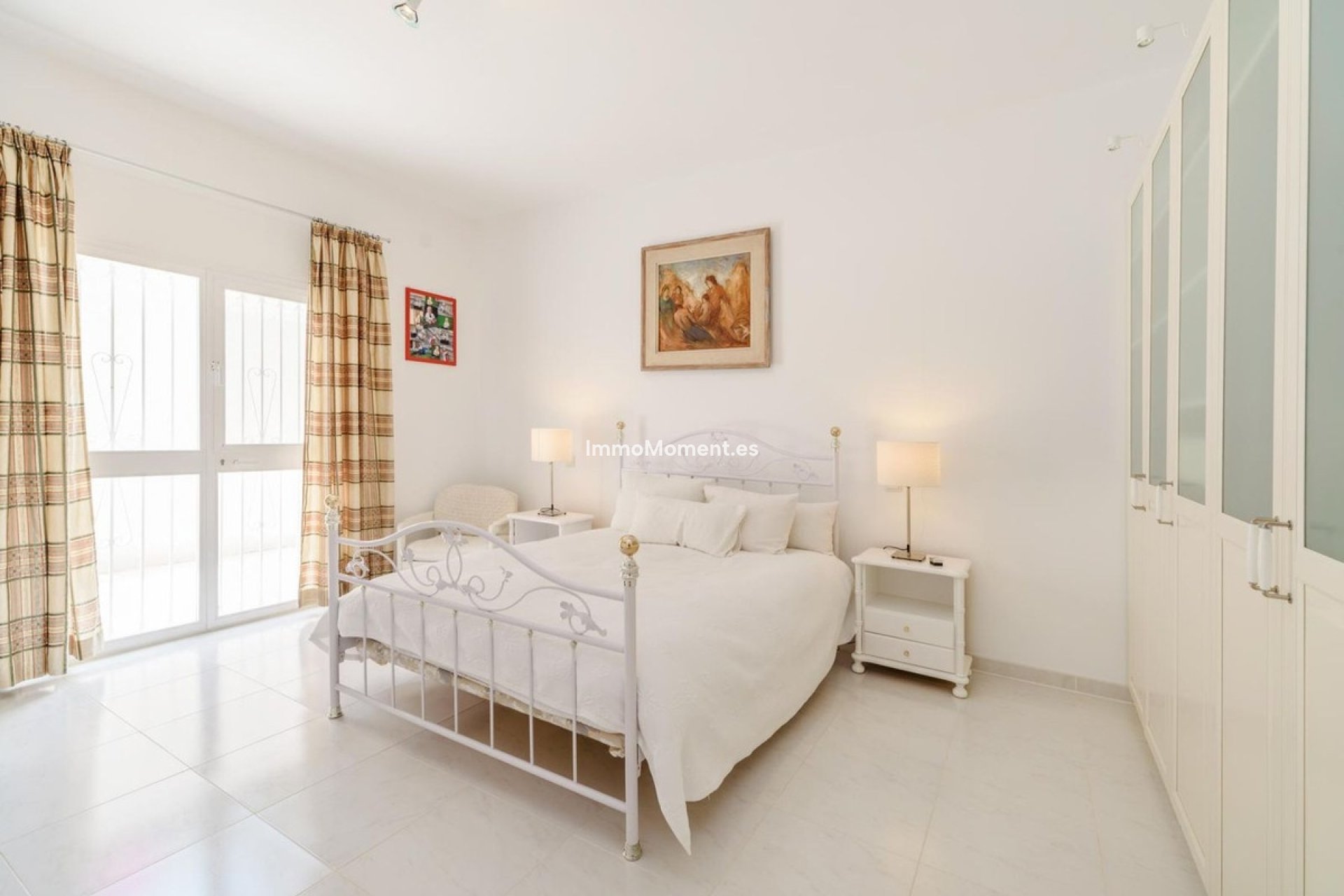 Resale - Detached villa - Estepona - Estepona Centro