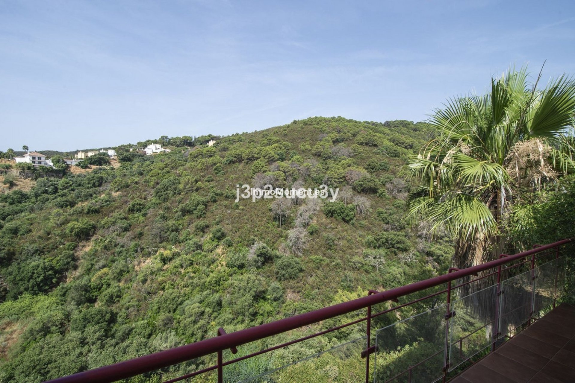 Resale - Detached villa - Estepona - Estepona Centro