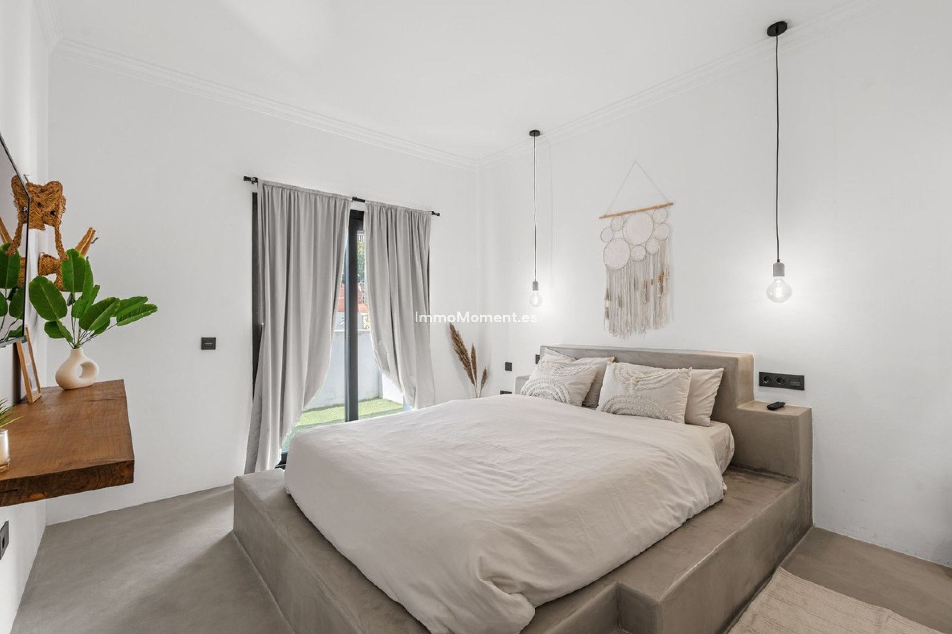Resale - Detached villa - Estepona - Estepona Centro