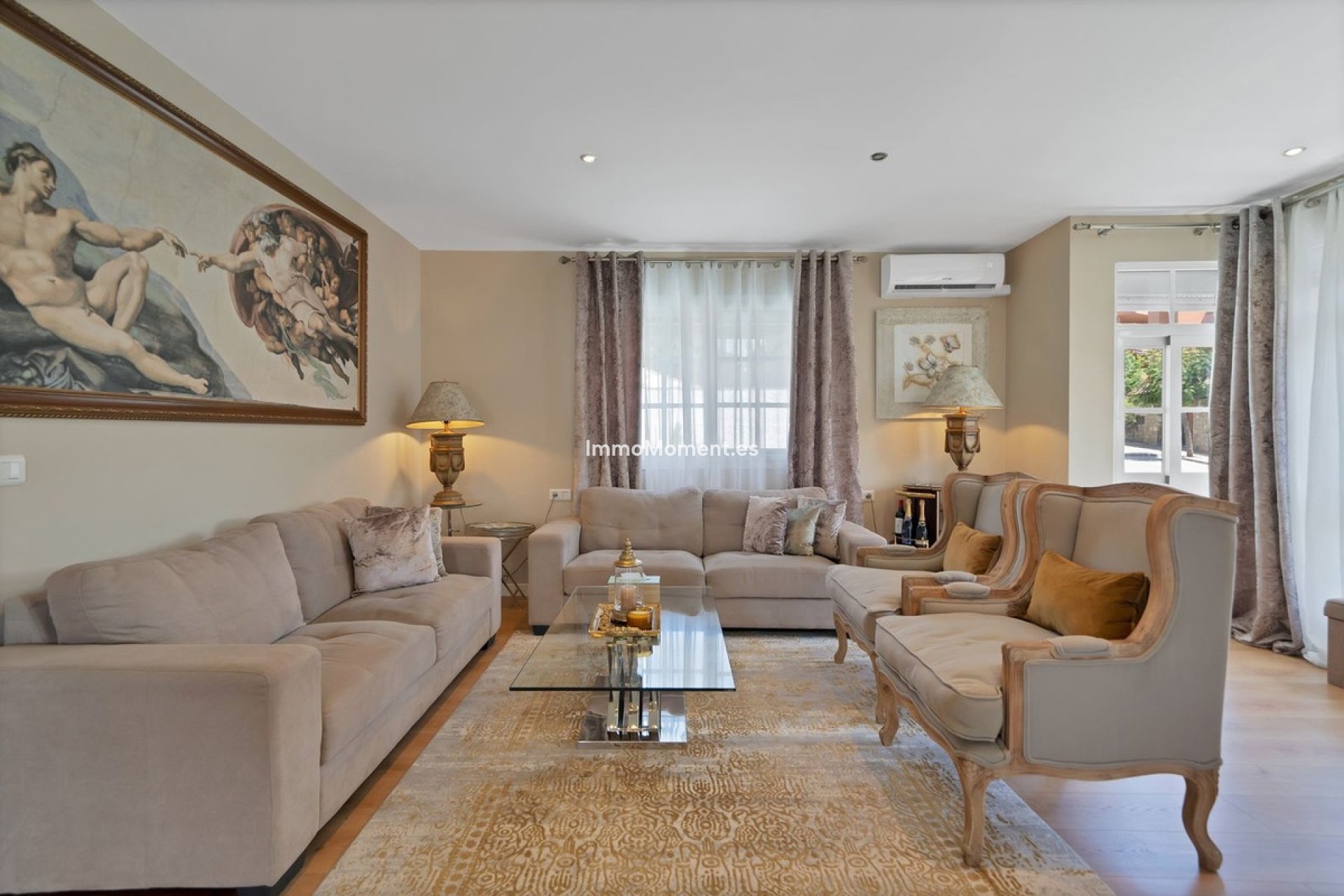 Resale - Detached villa - Estepona - Estepona Centro