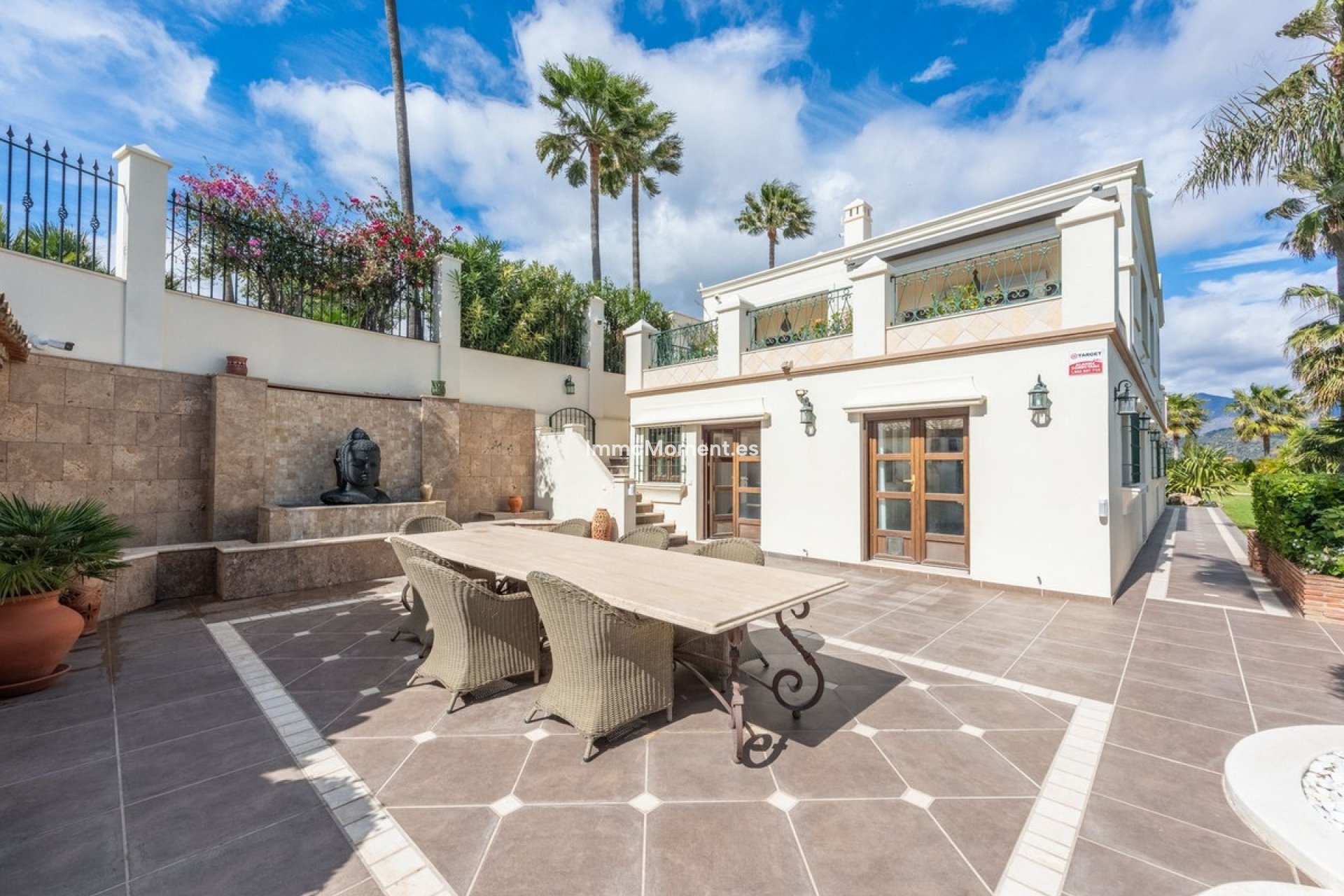 Resale - Detached villa - Estepona - Estepona Centro