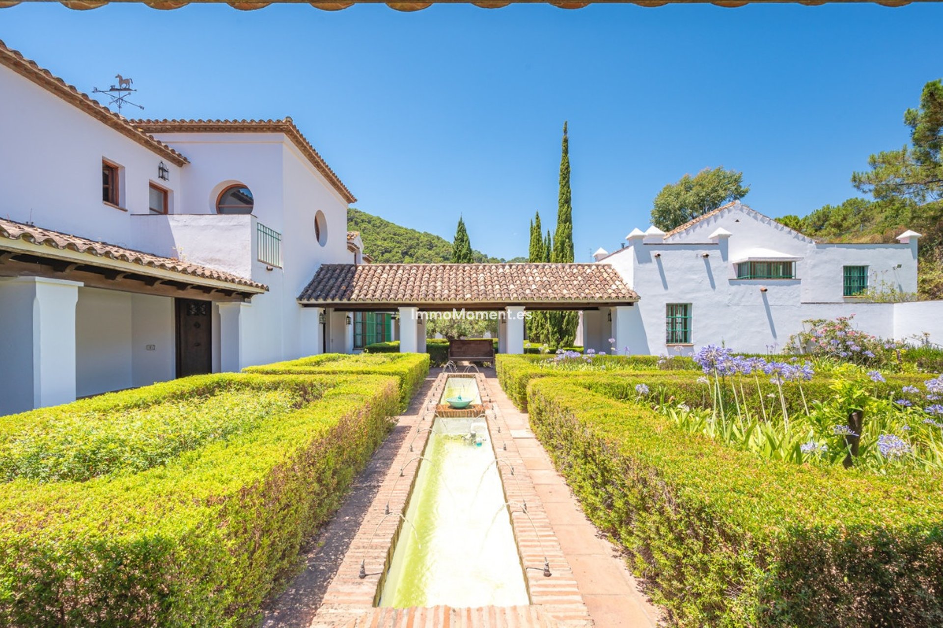Resale - Detached villa - Estepona - Estepona Centro