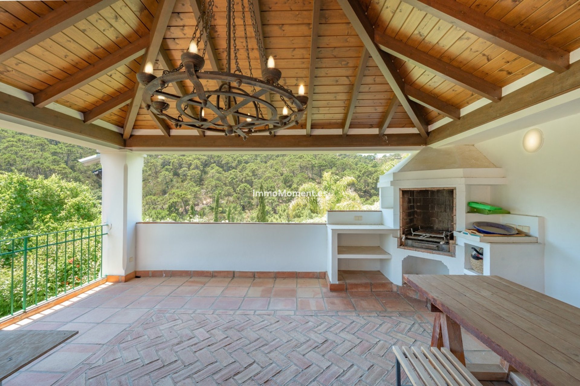Resale - Detached villa - Estepona - Estepona Centro