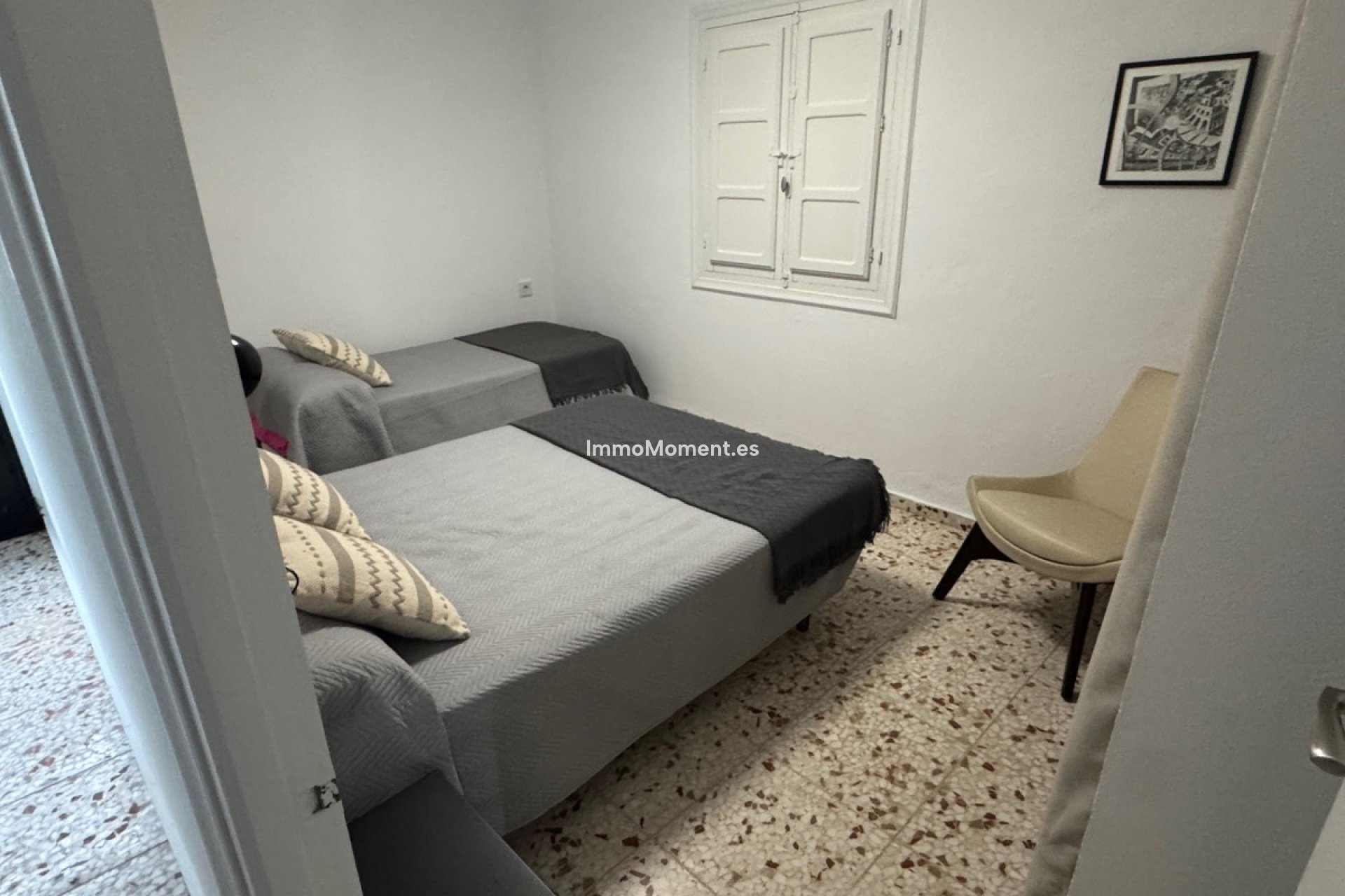 Resale - Detached villa - Estepona - Estepona Centro