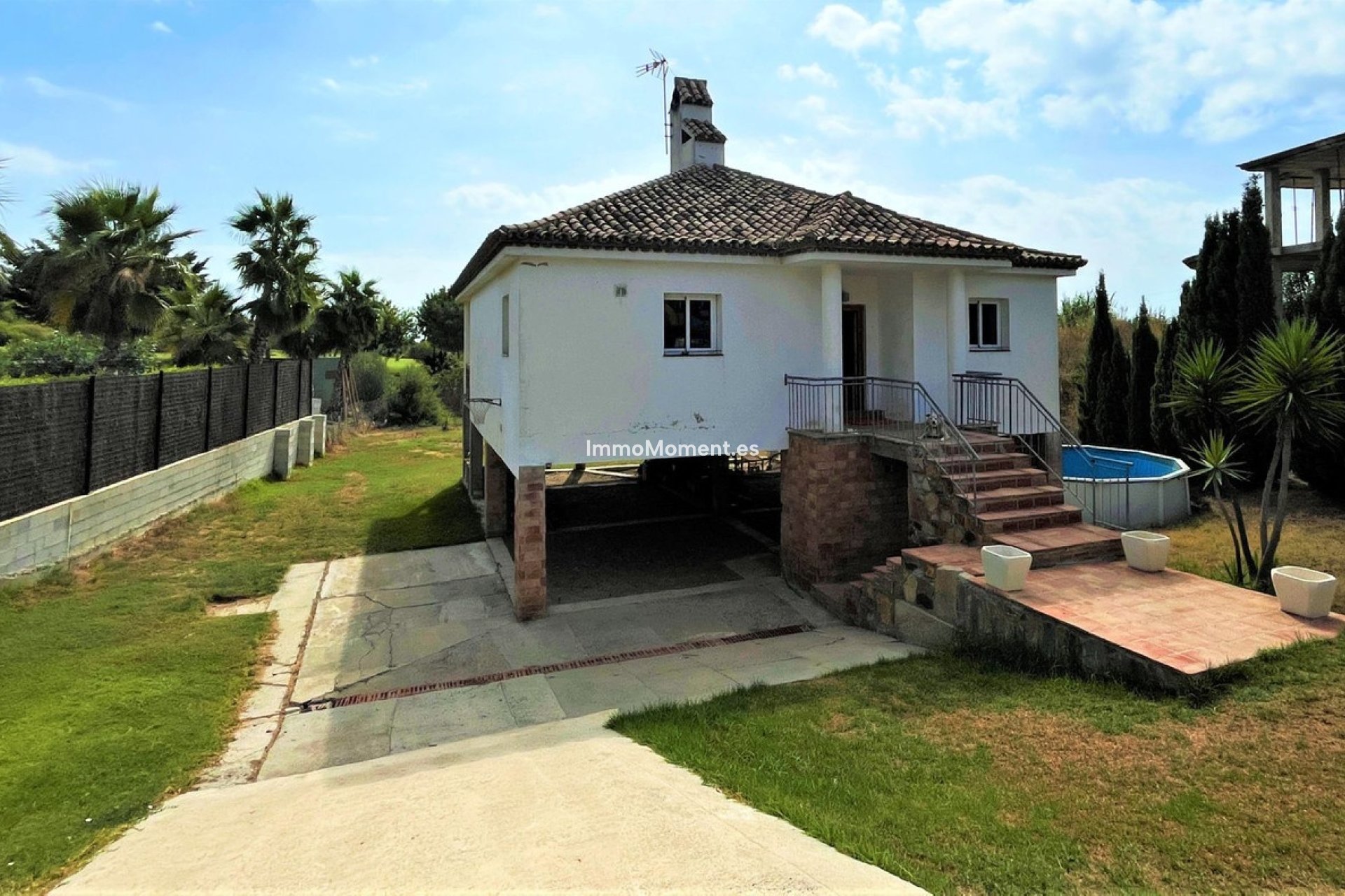 Resale - Detached villa - Estepona - Estepona Centro