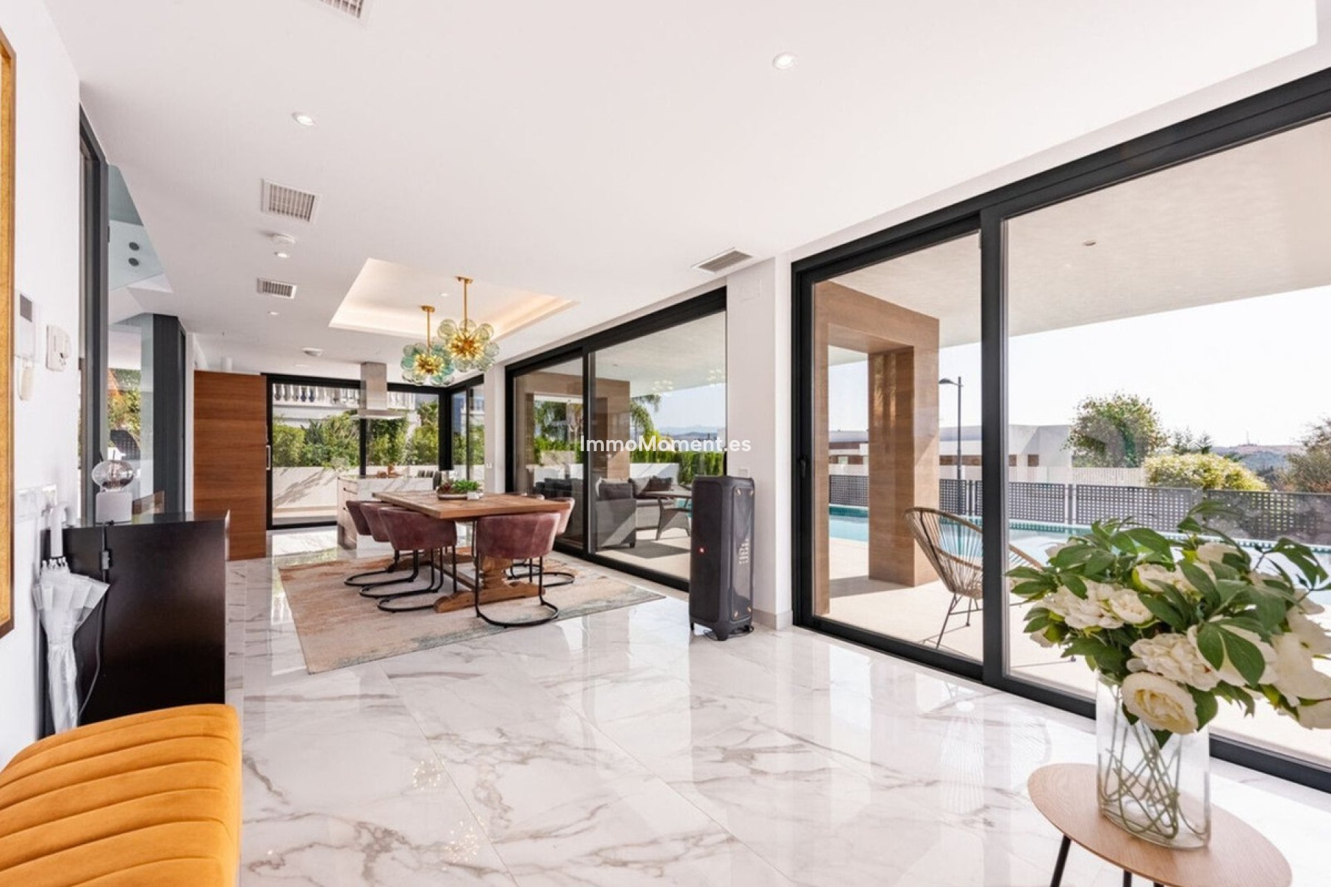Resale - Detached villa - Estepona - Estepona Centro