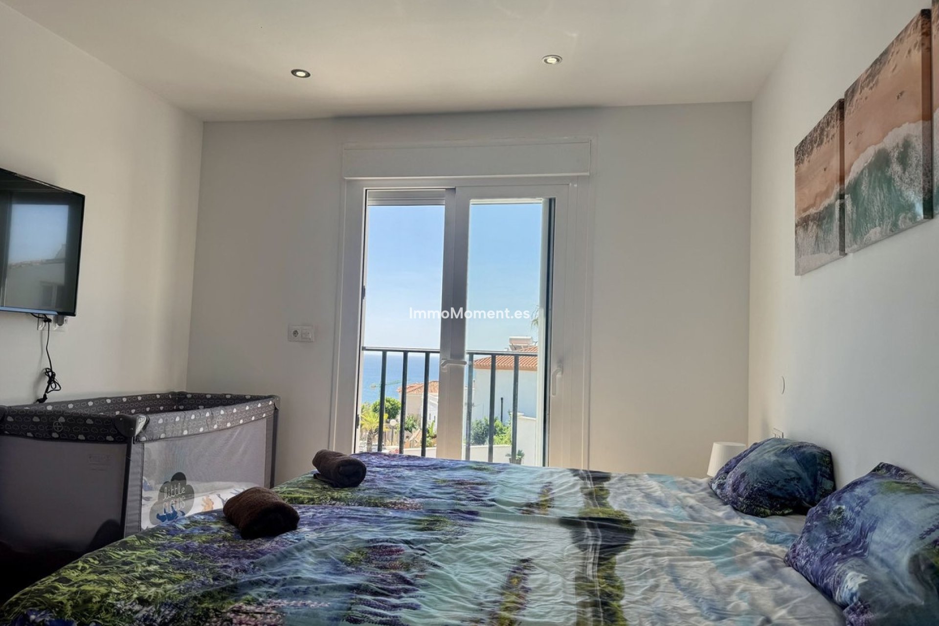 Resale - Detached villa - Estepona - Estepona Centro