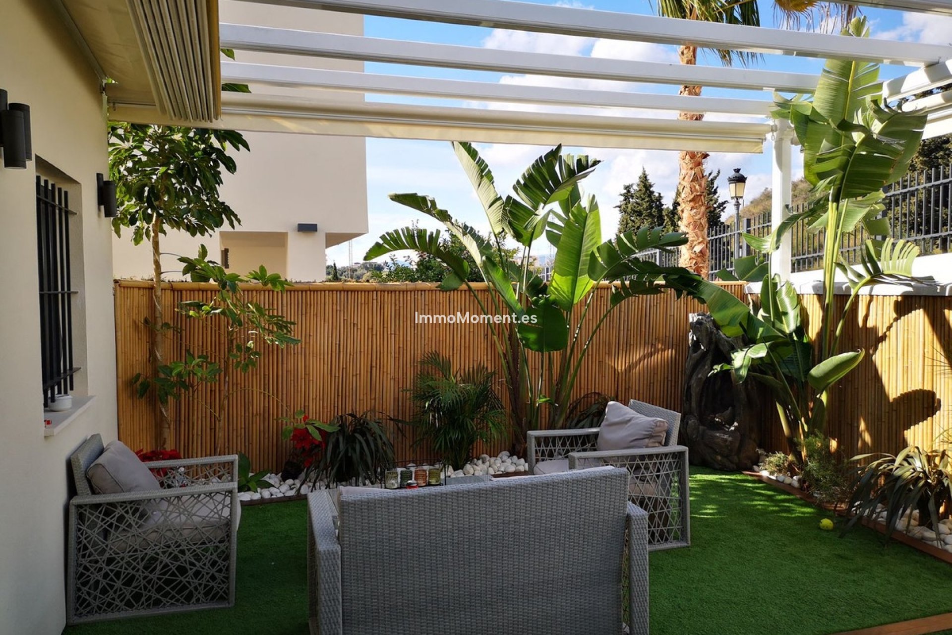 Resale - Detached villa - Estepona - Estepona Centro