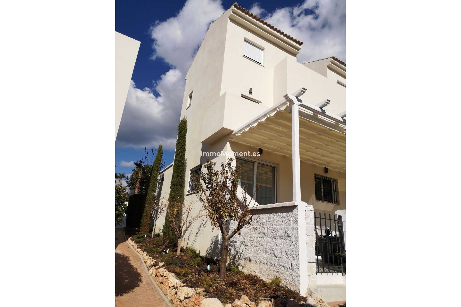 Resale - Detached villa - Estepona - Estepona Centro