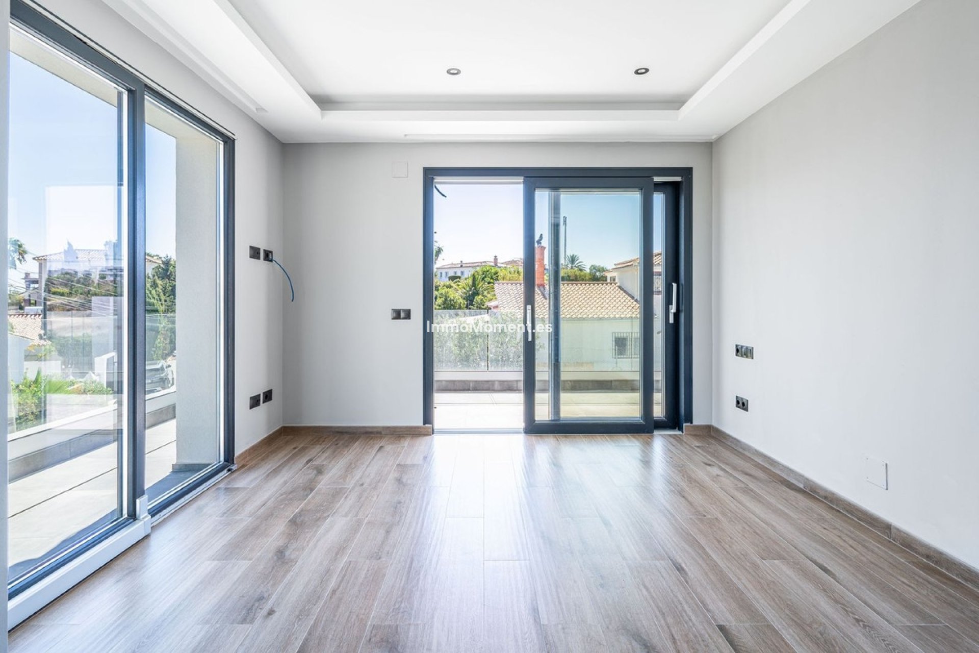 Resale - Detached villa - Estepona - Estepona Centro