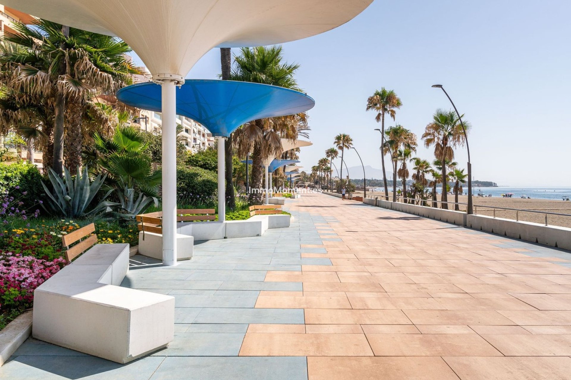 Resale - Detached villa - Estepona - Estepona Centro
