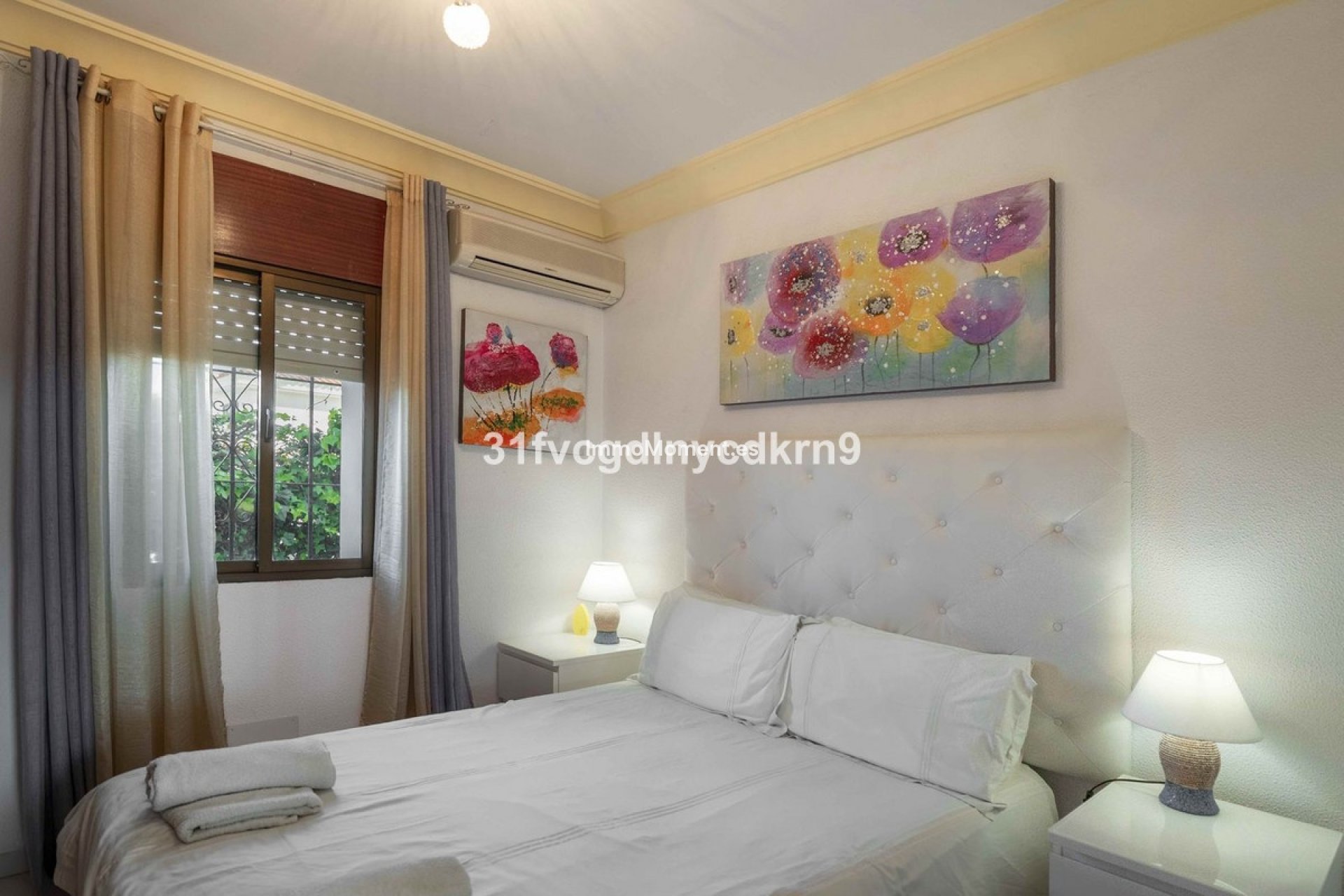 Resale - Detached villa - Estepona - Estepona Centro