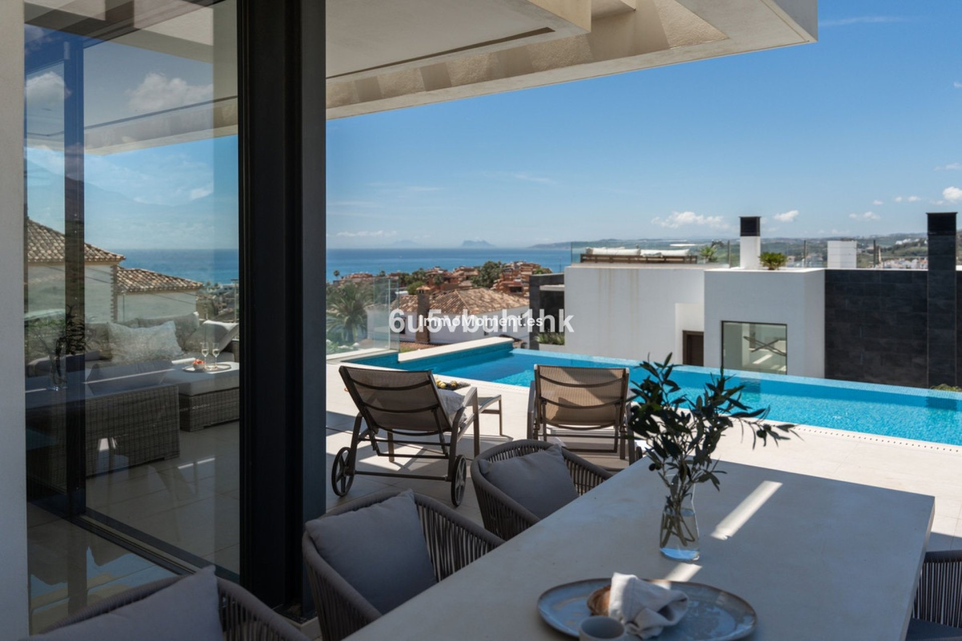 Resale - Detached villa - Estepona - Estepona Centro