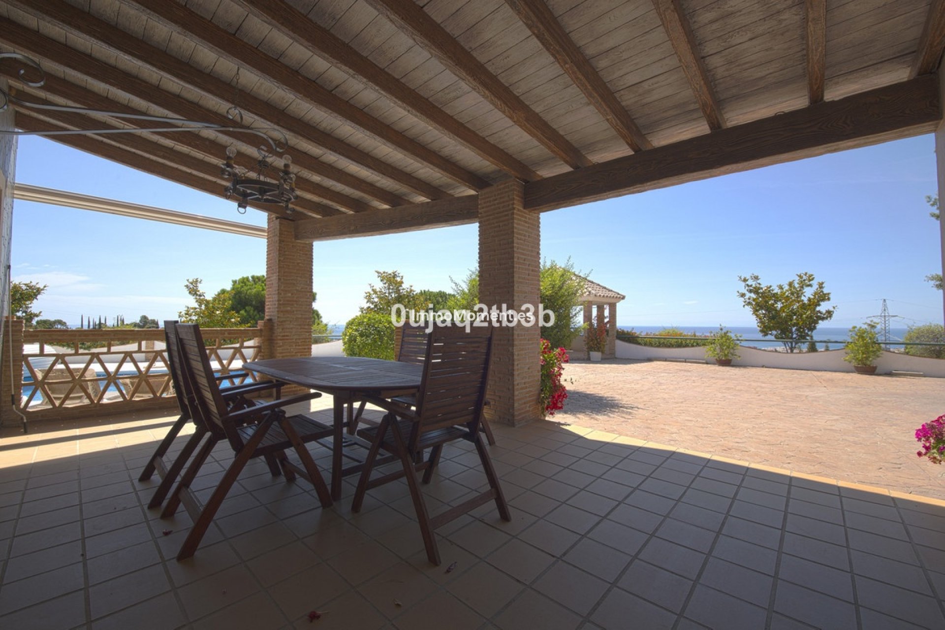 Resale - Detached villa - Estepona - Estepona Centro