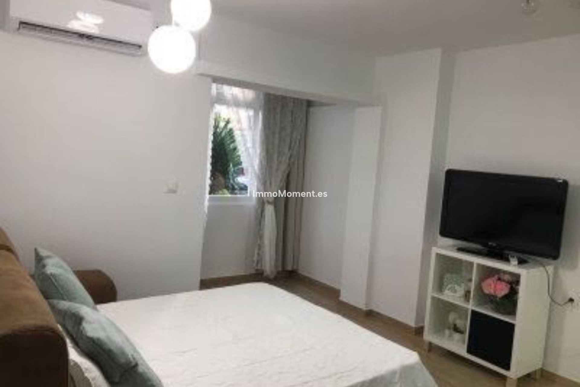 Resale - Detached villa - Estepona - Estepona Centro