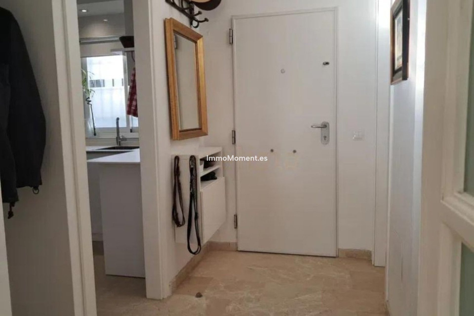 Resale - Detached villa - Estepona - Estepona Centro