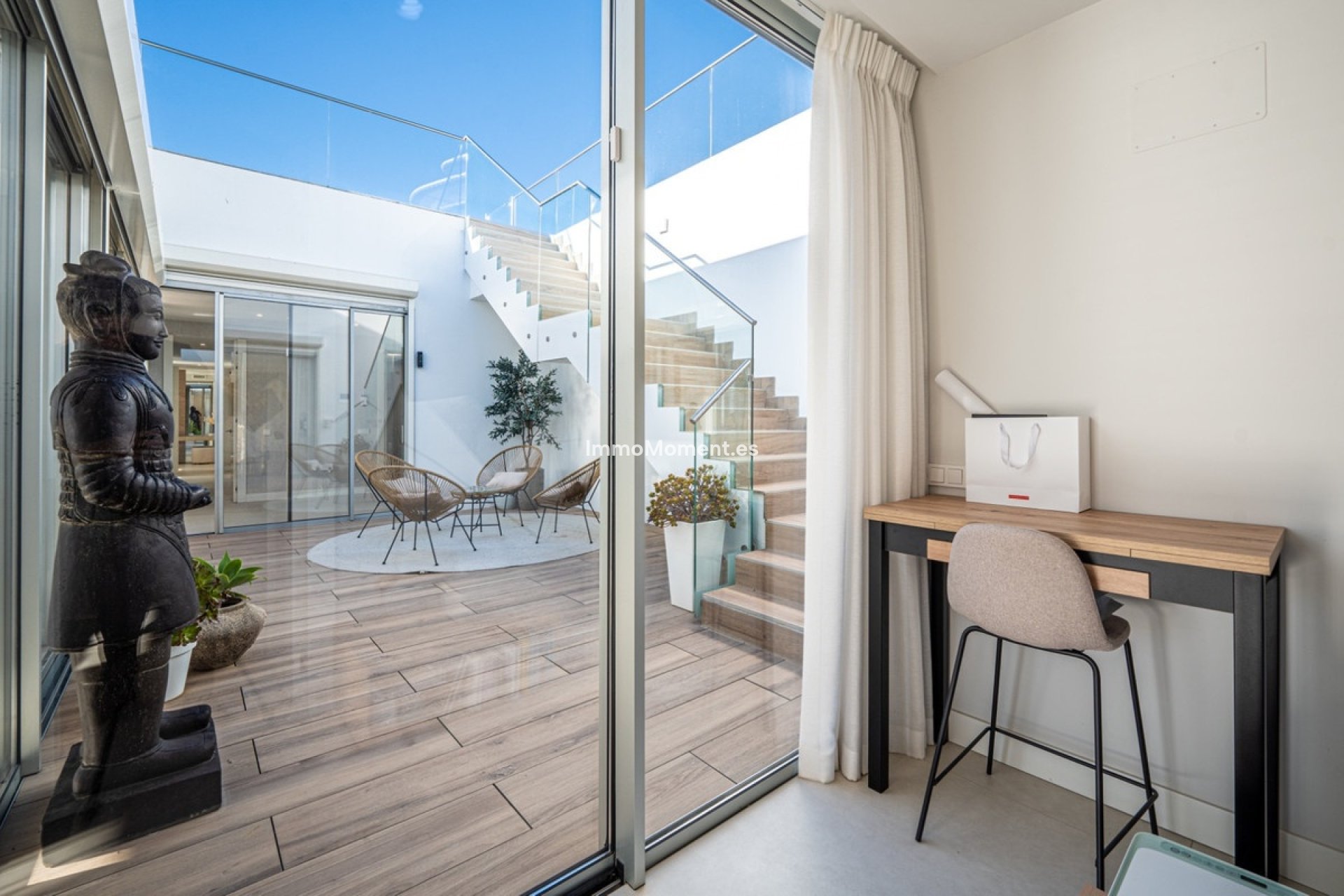 Resale - Detached villa - Estepona - Estepona Centro