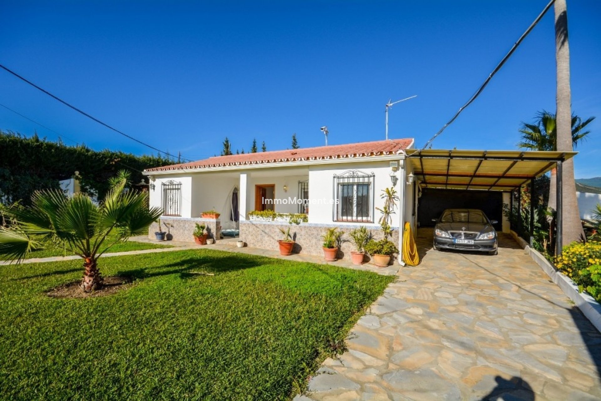 Resale - Detached villa - Estepona - Estepona Centro