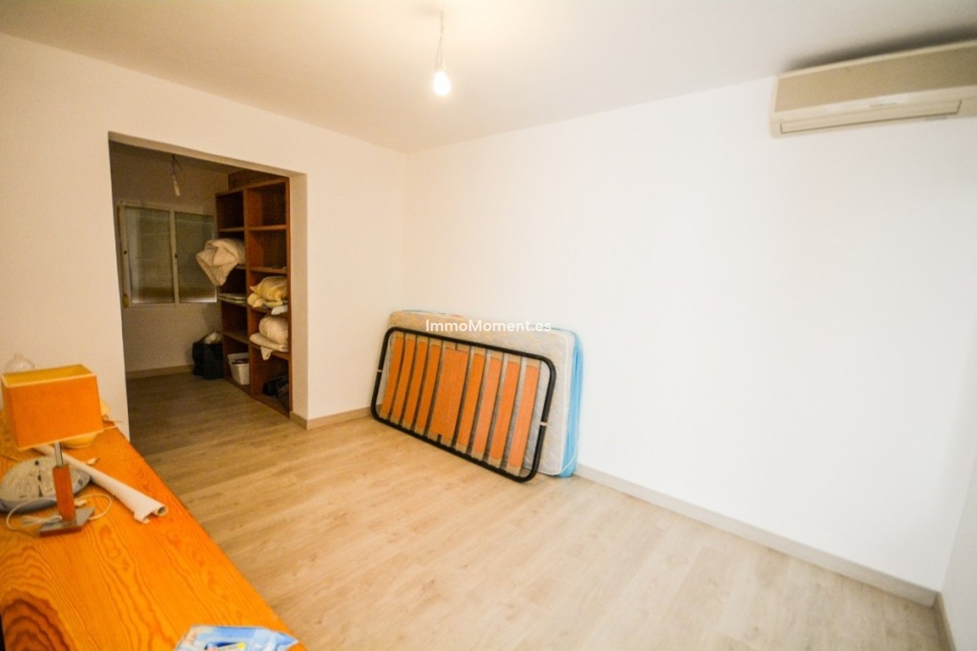 Resale - Detached villa - Estepona - Estepona Centro