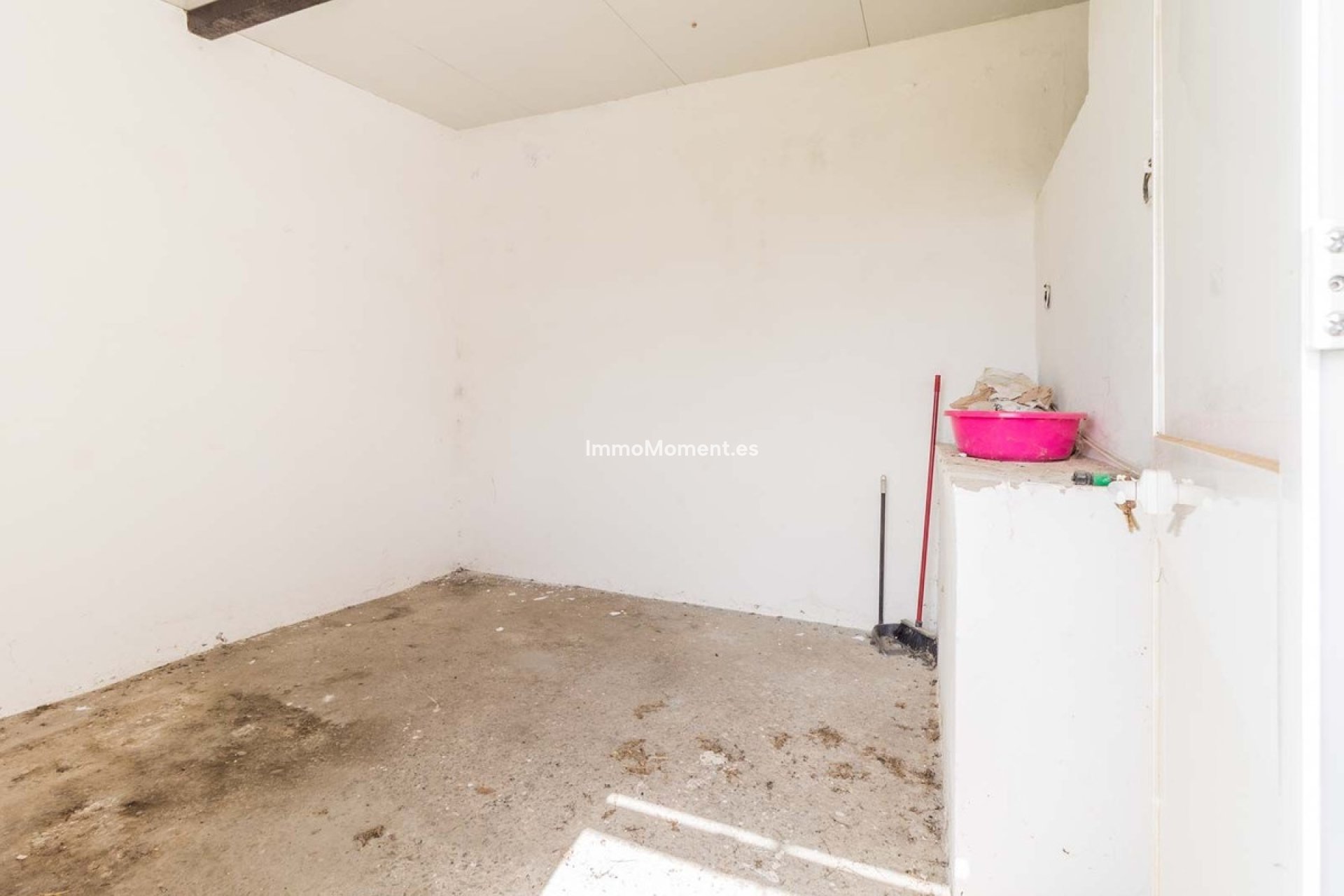 Resale - Detached villa - Estepona - Estepona Centro