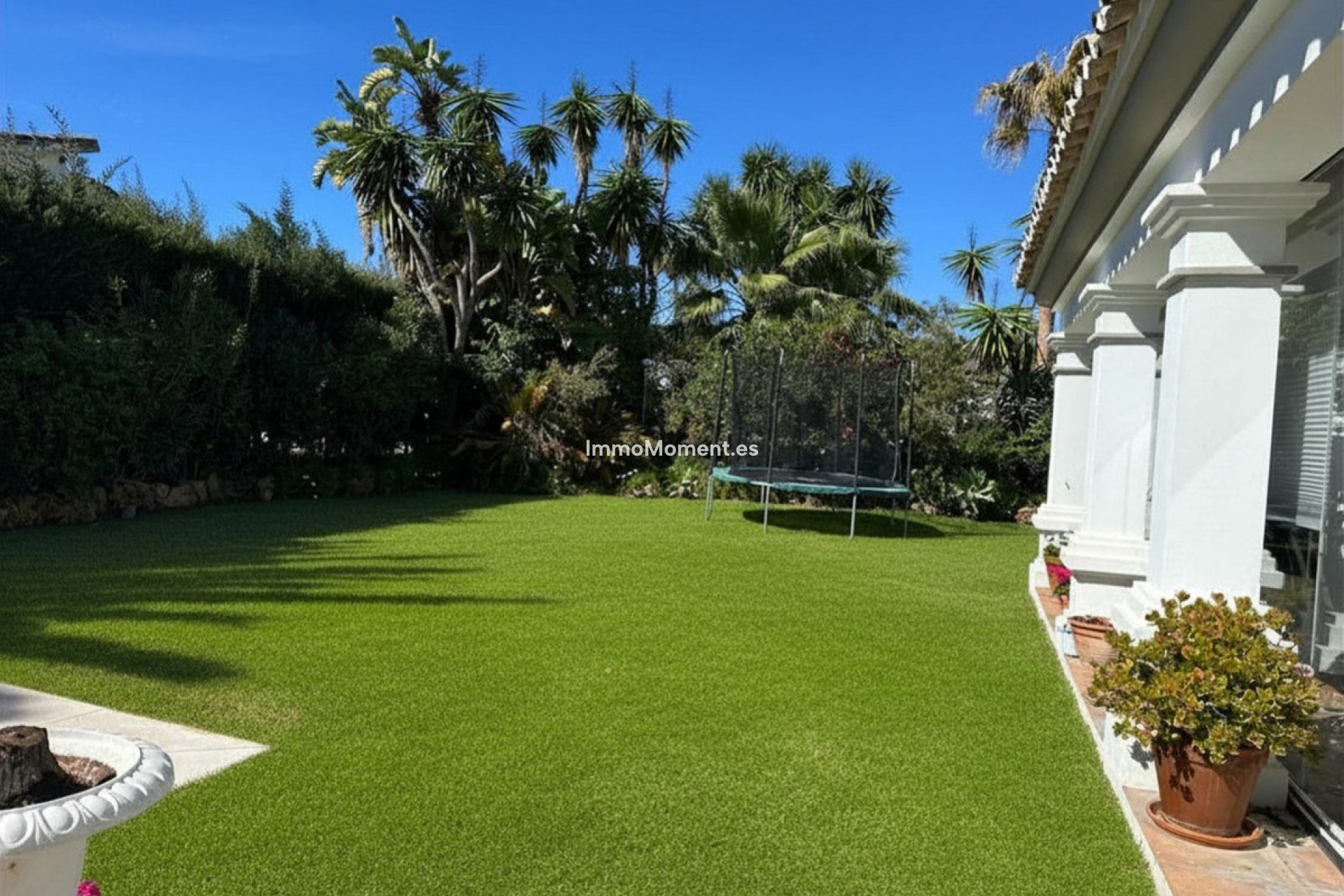 Resale - Detached villa - Estepona - Estepona Centro