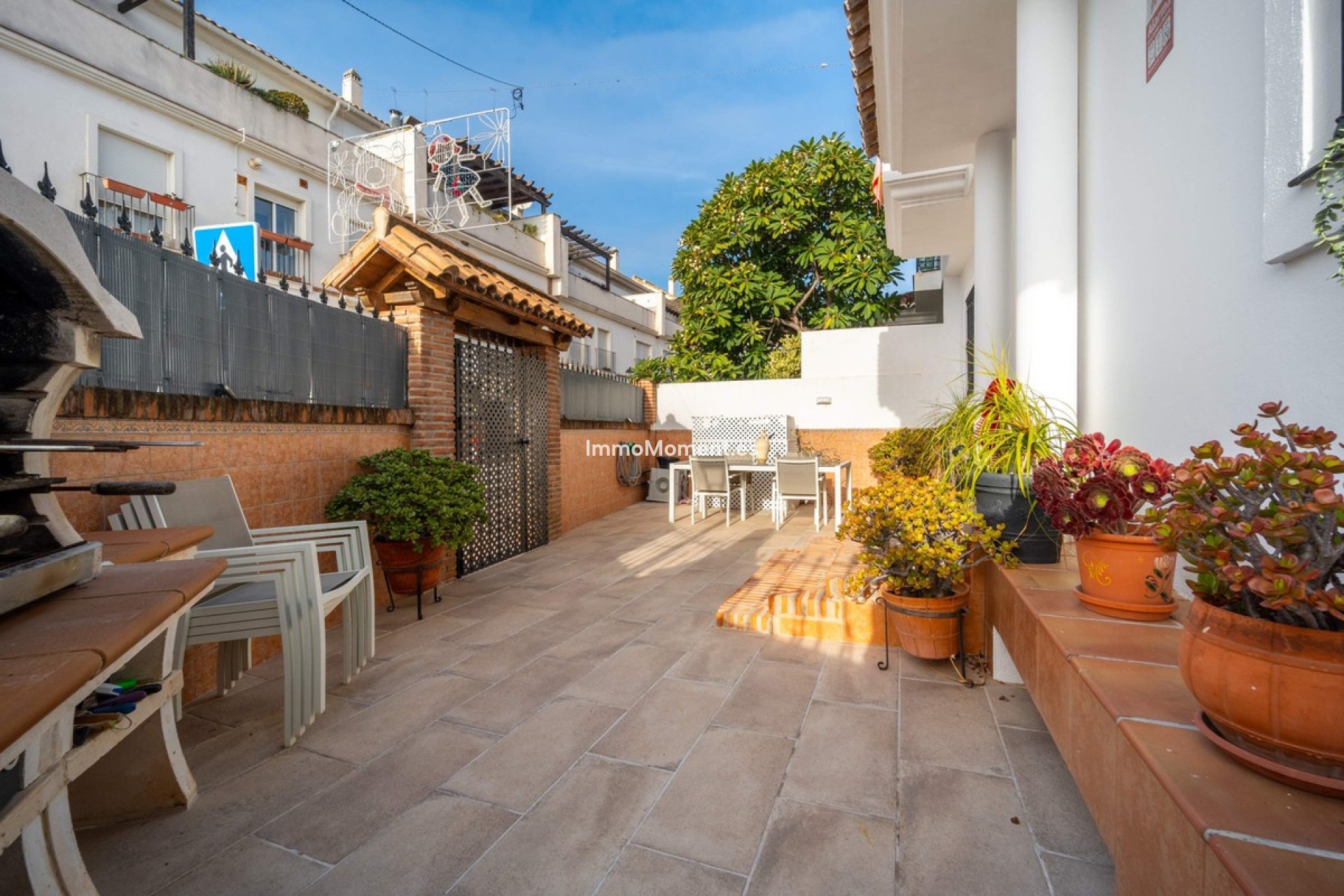 Resale - Detached villa - Estepona - Estepona Centro
