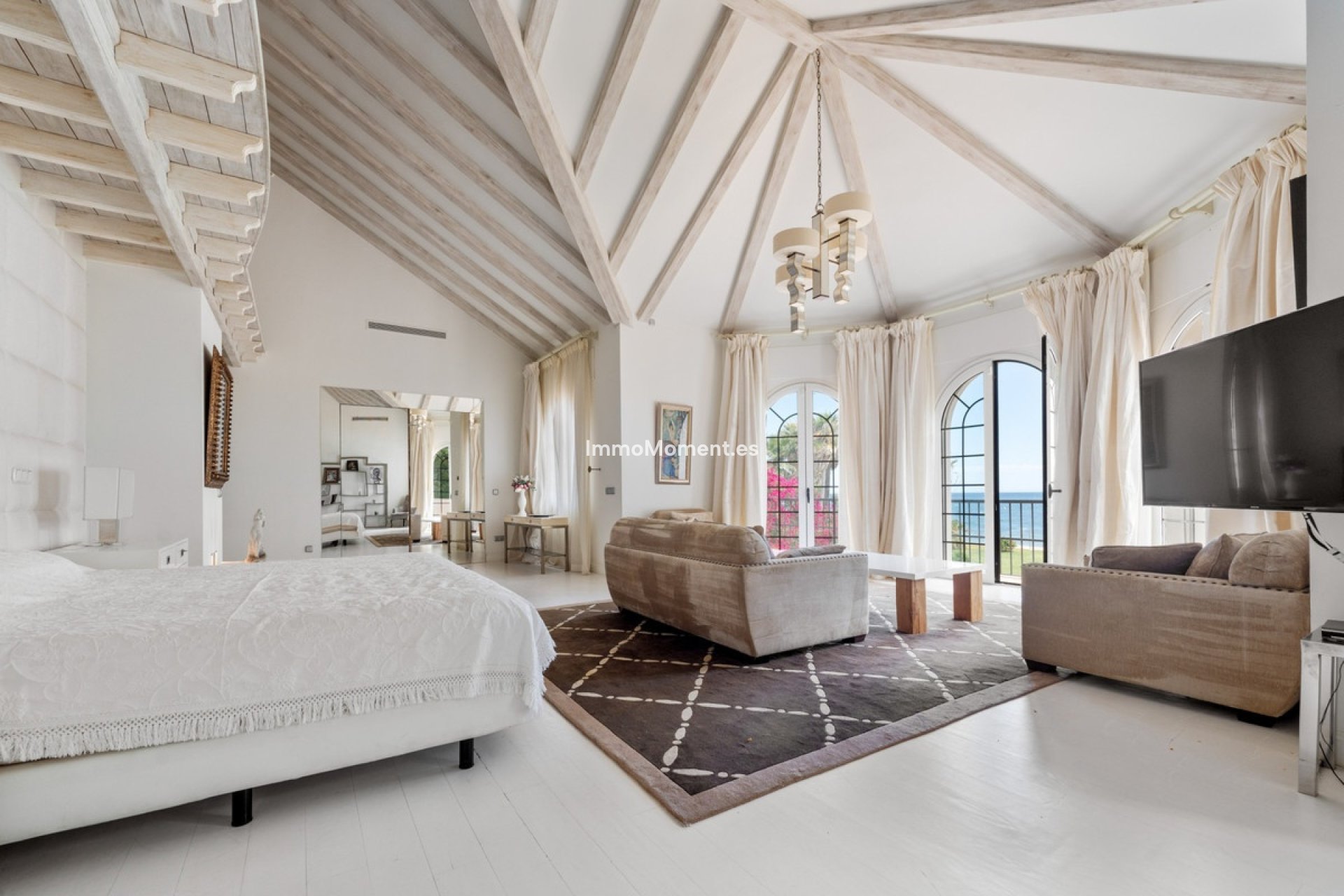Resale - Detached villa - Estepona - Estepona Centro