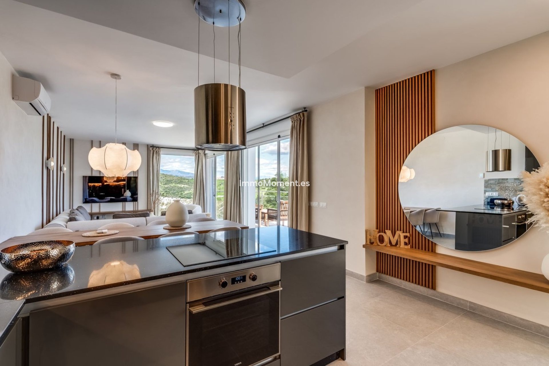 Resale - Detached villa - Estepona - Estepona Centro