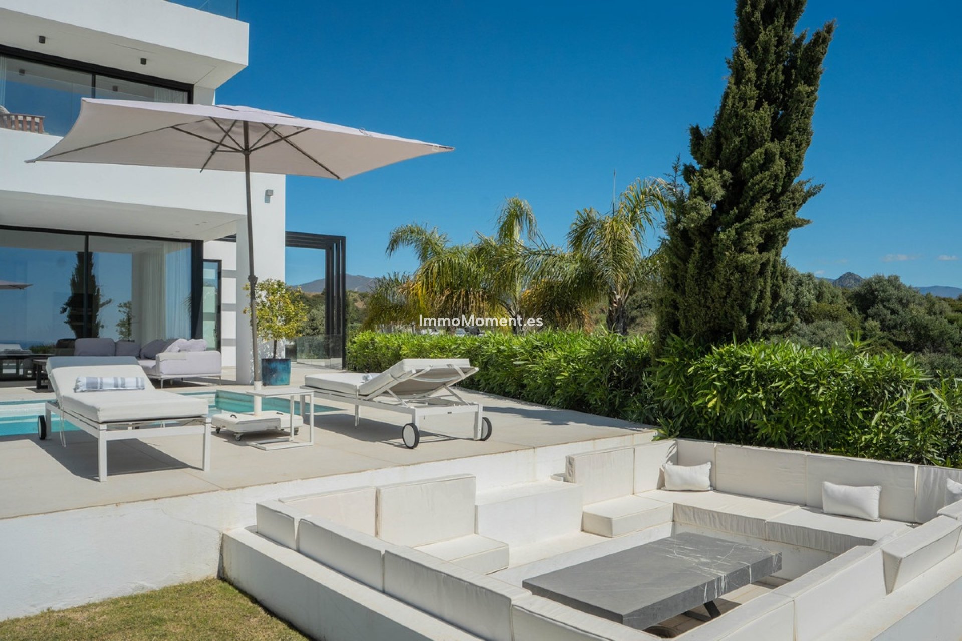 Resale - Detached villa - Estepona - Estepona Centro