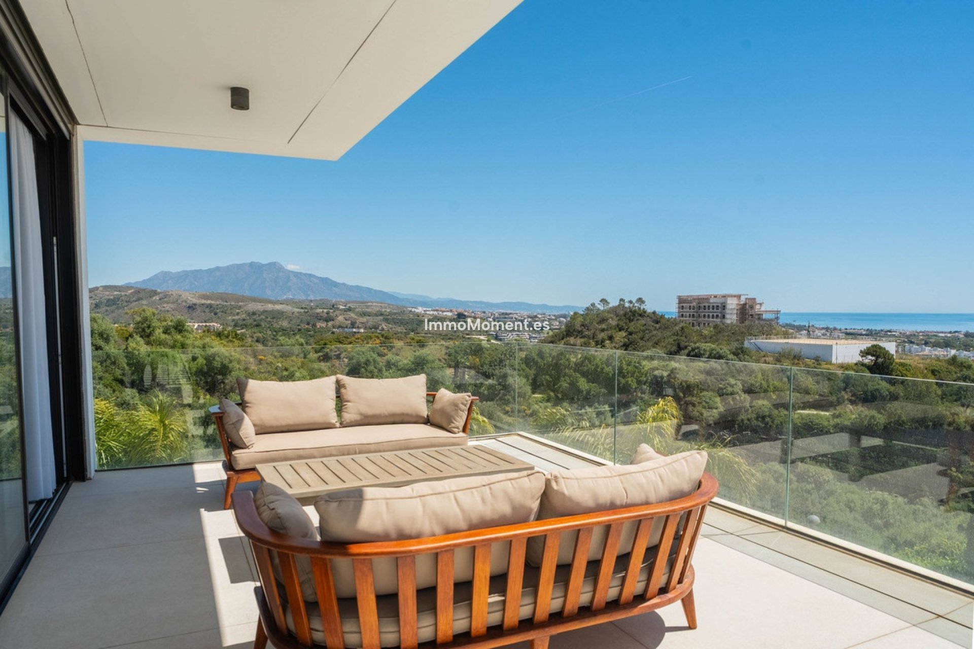 Resale - Detached villa - Estepona - Estepona Centro