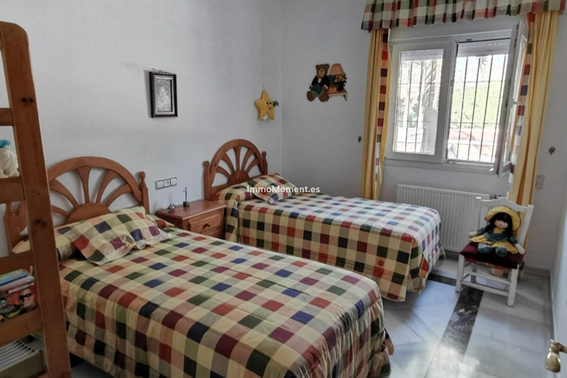 Resale - Detached villa - Estepona - Estepona Centro