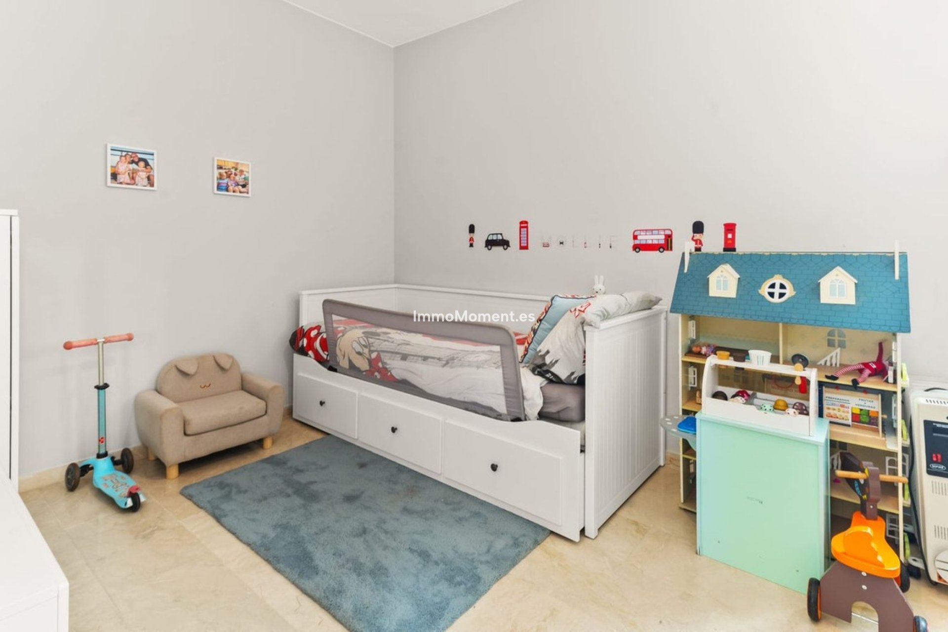 Resale - Detached villa - Estepona - Estepona Centro