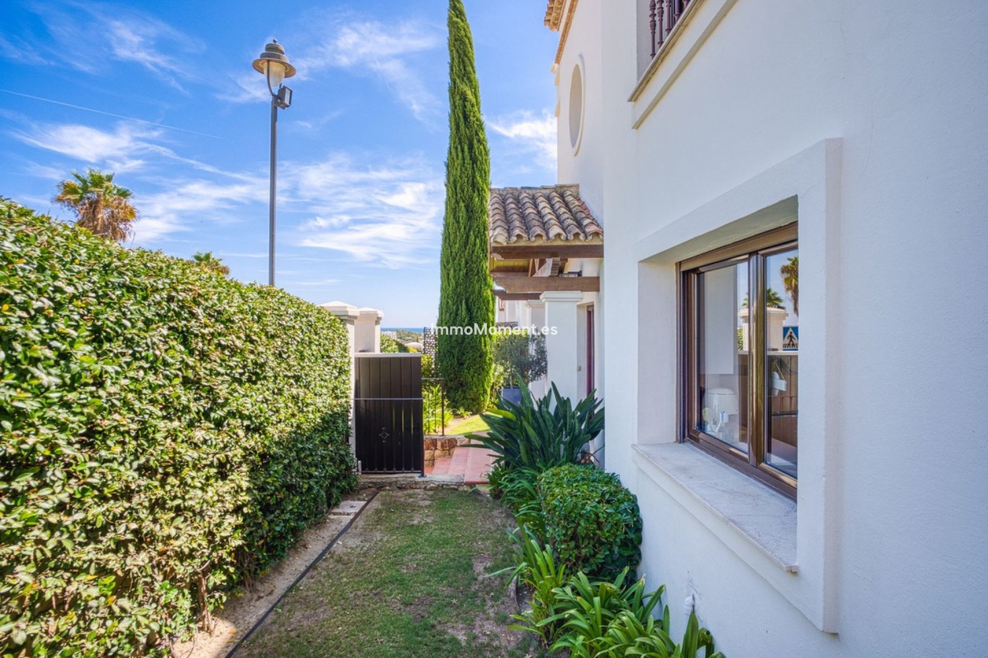 Resale - Detached villa - Estepona - Estepona Centro