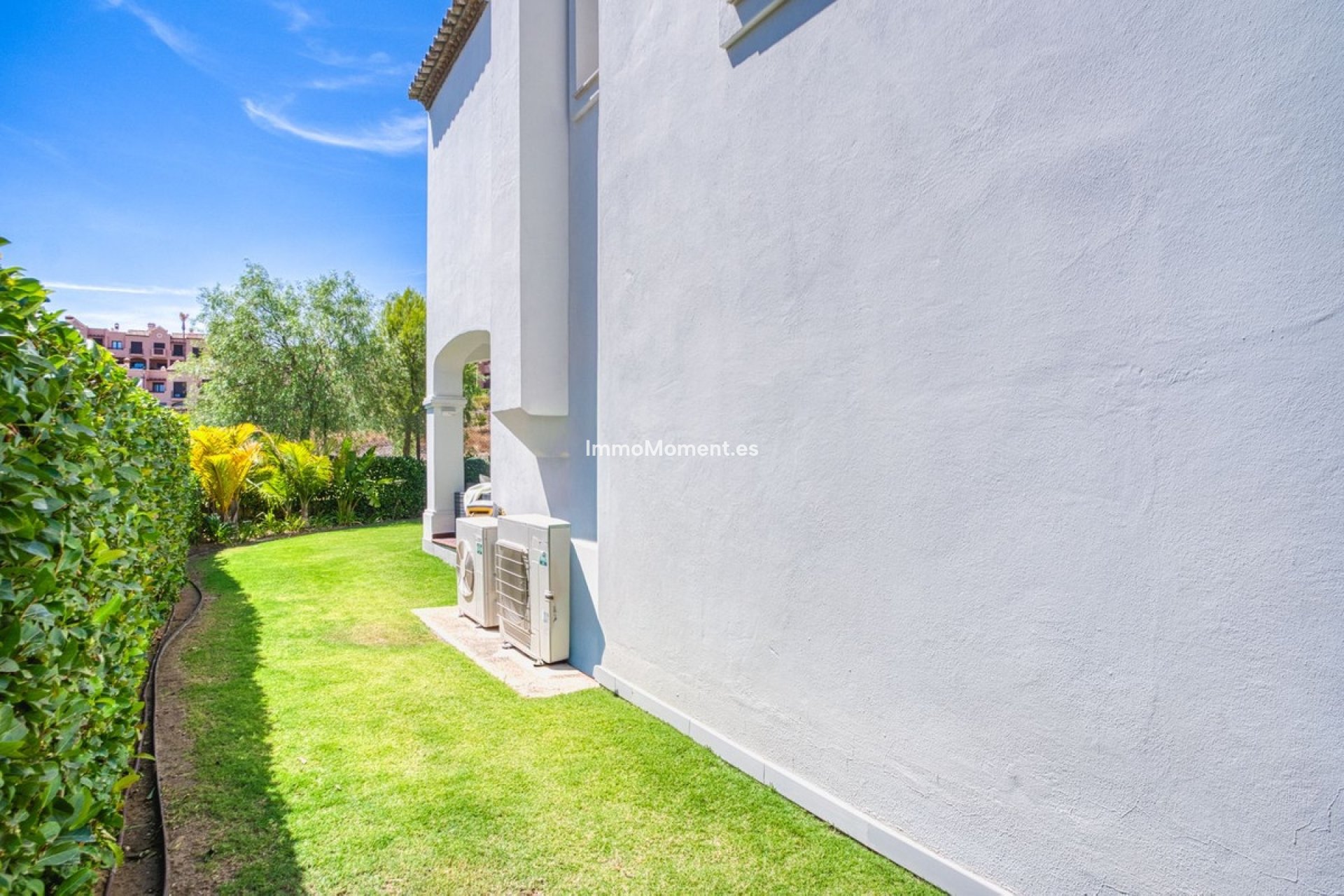 Resale - Detached villa - Estepona - Estepona Centro