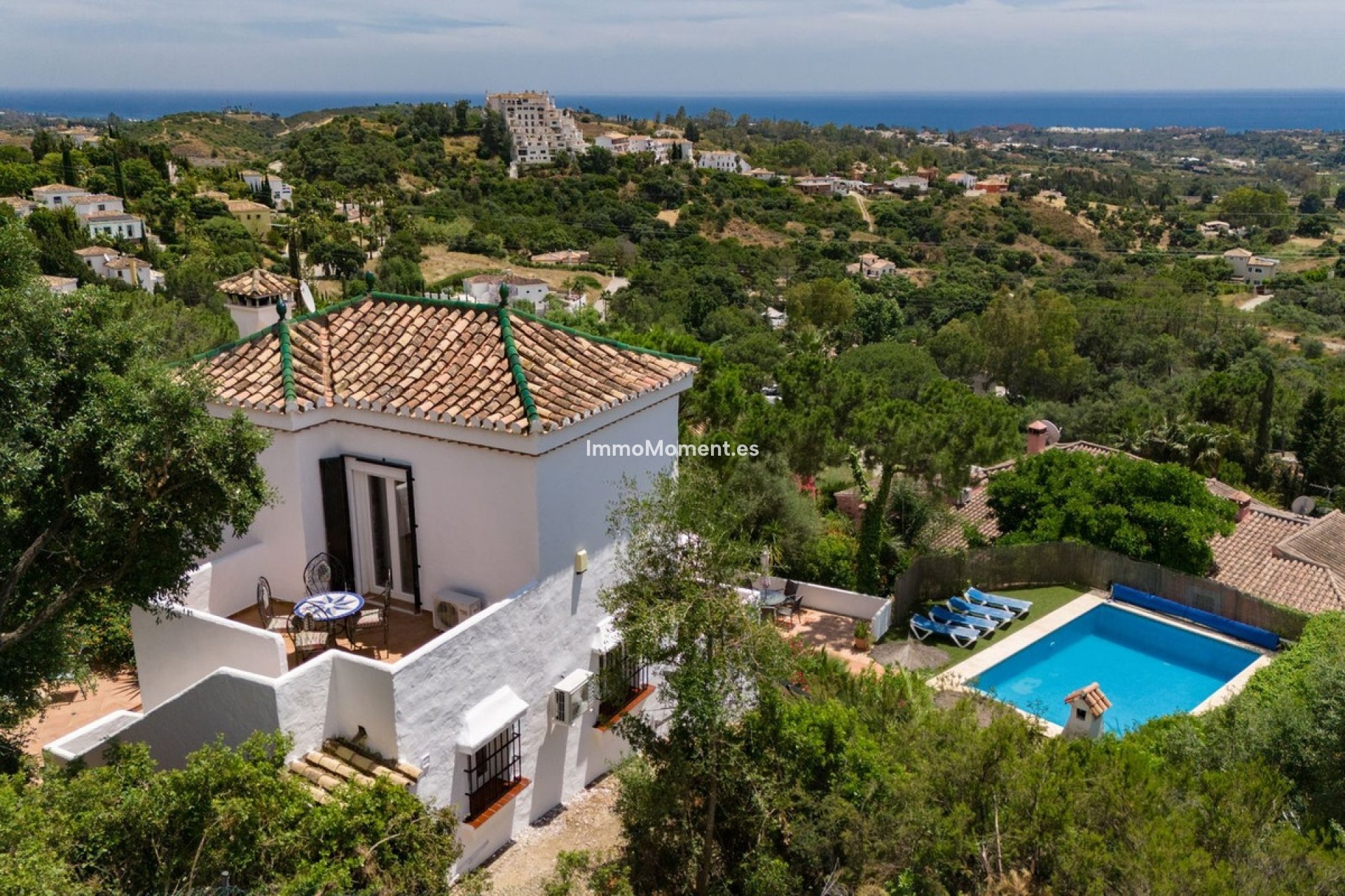 Resale - Detached villa - Estepona - Estepona Centro